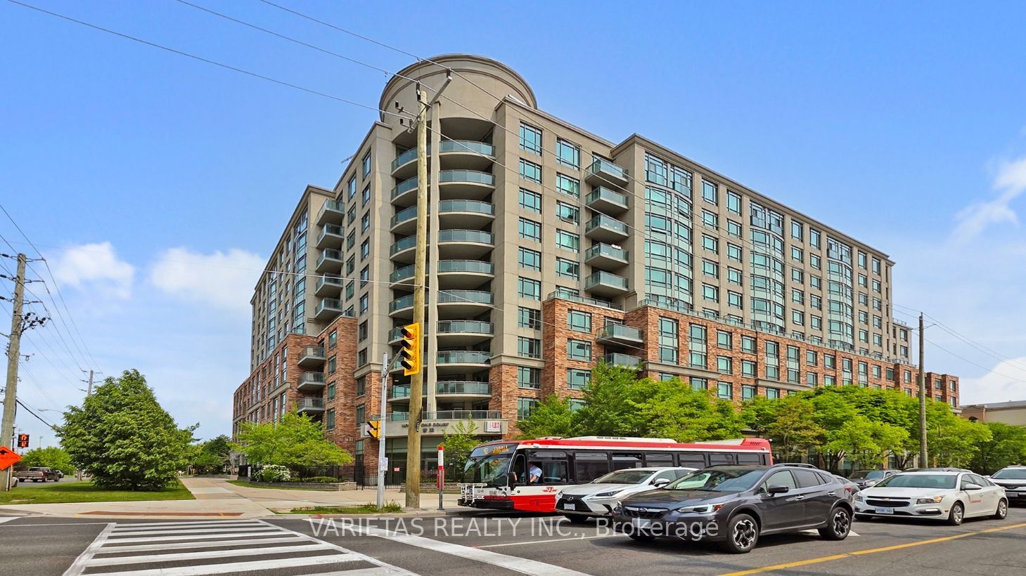 45 Kingsbridge Garden Circle 702