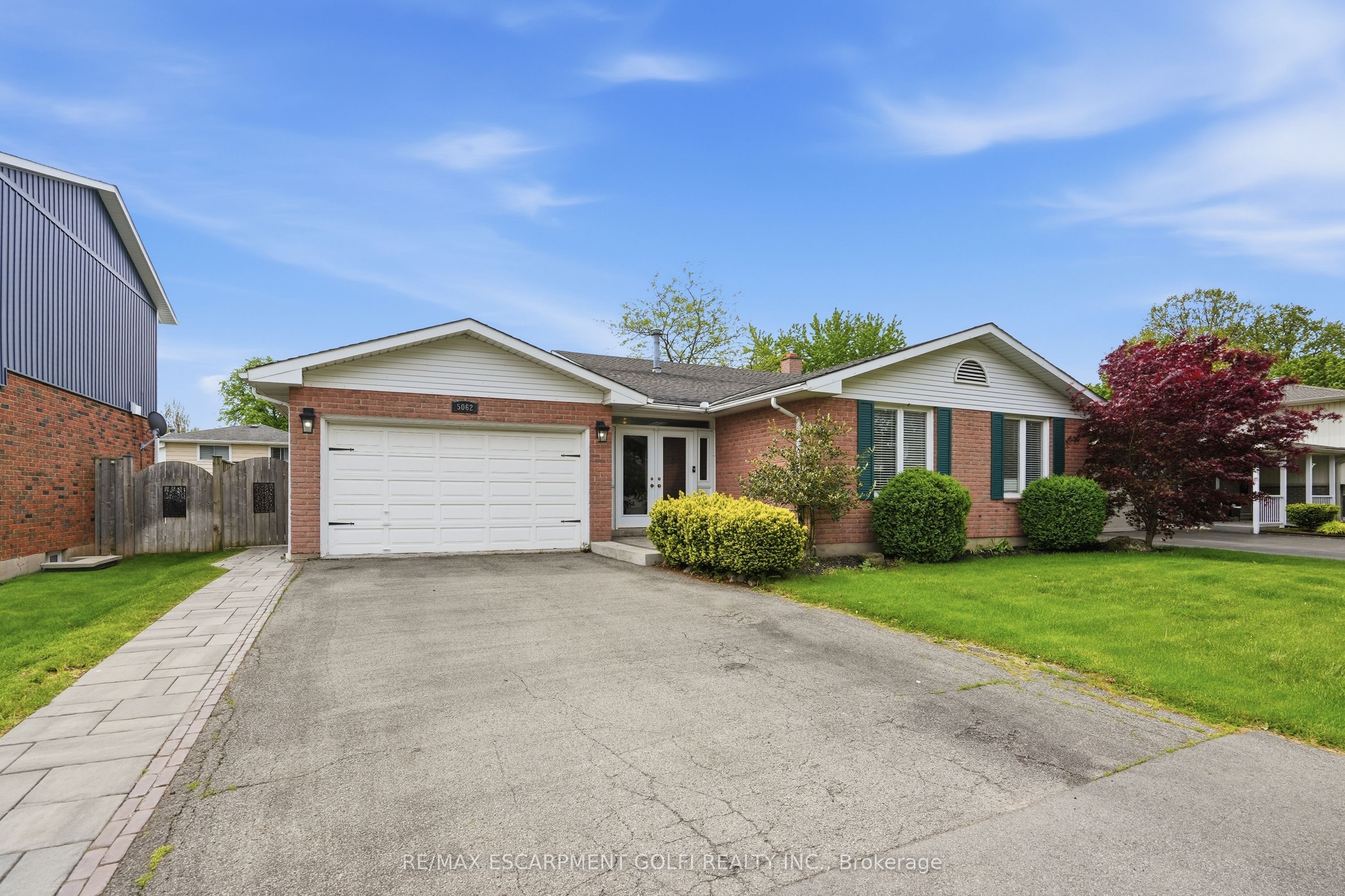 5062 FRIESEN Boulevard