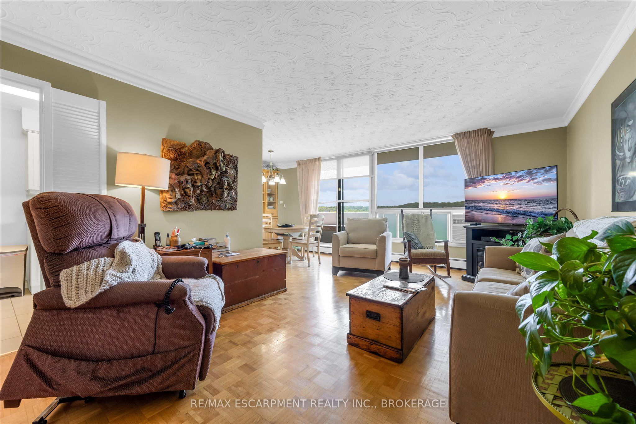 35 Towering Heights Boulevard 1007