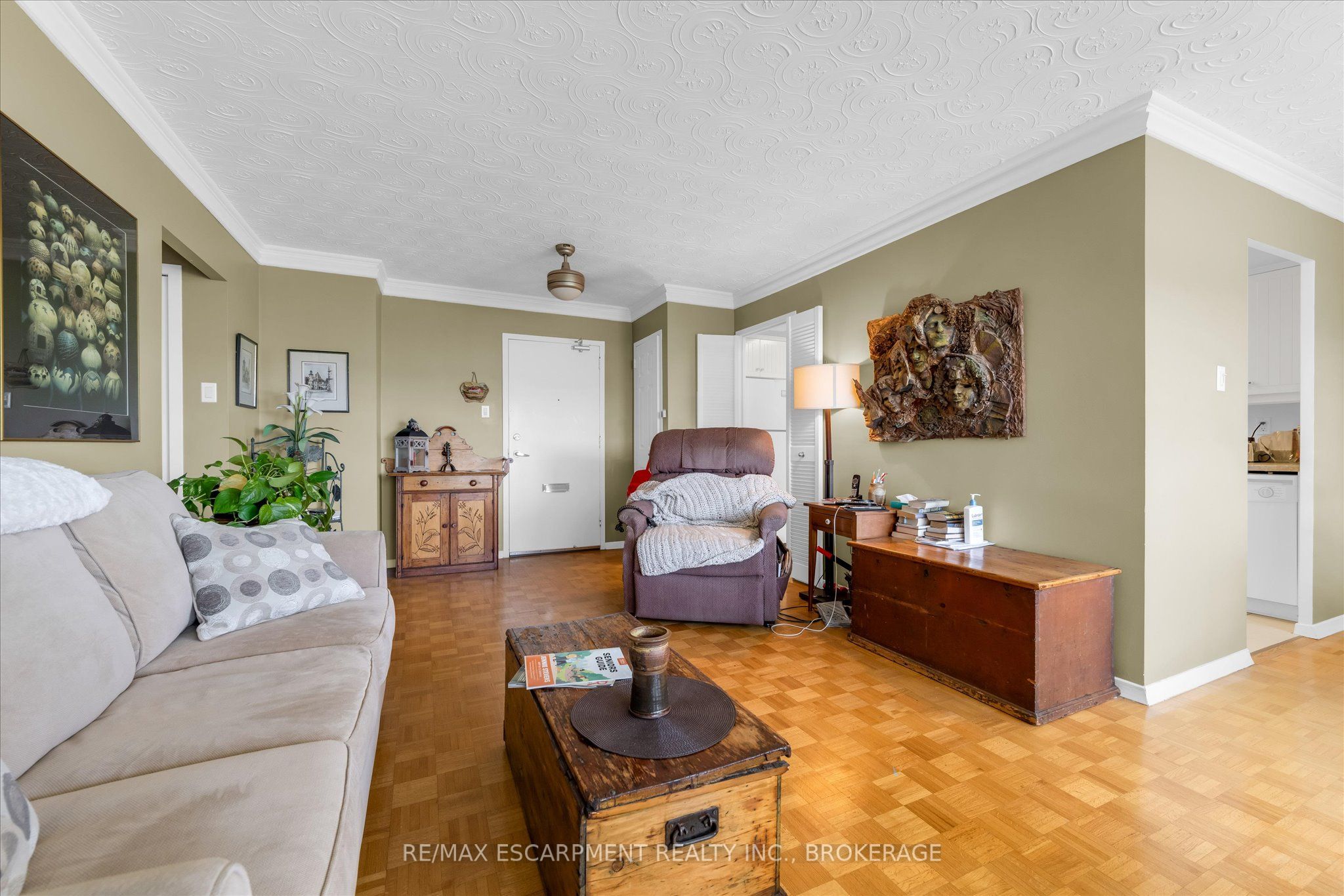 35 Towering Heights Boulevard 1007