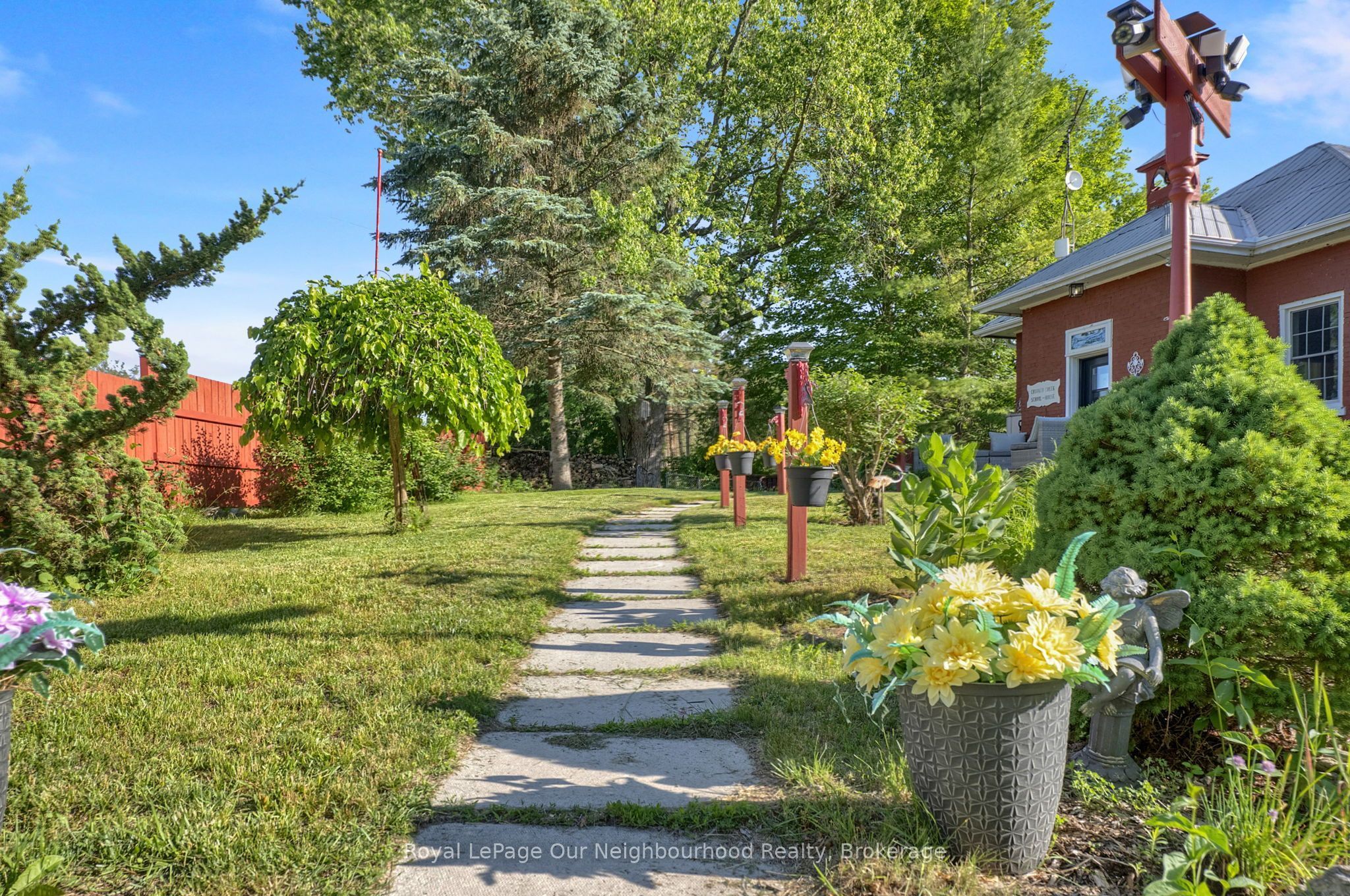 3828 Newtonville Road