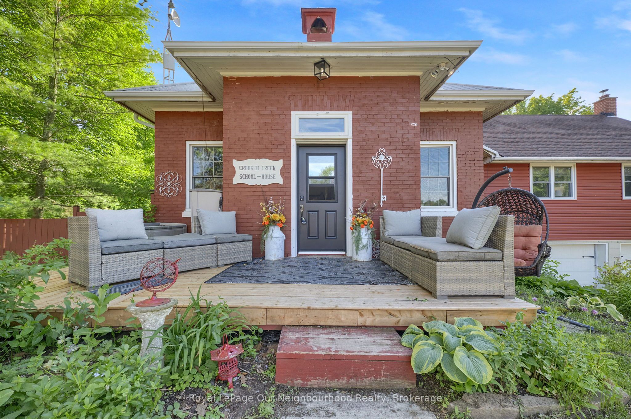 3828 Newtonville Road