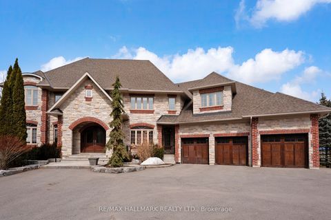 206 Churchill Avenue King ON L7B 0G9