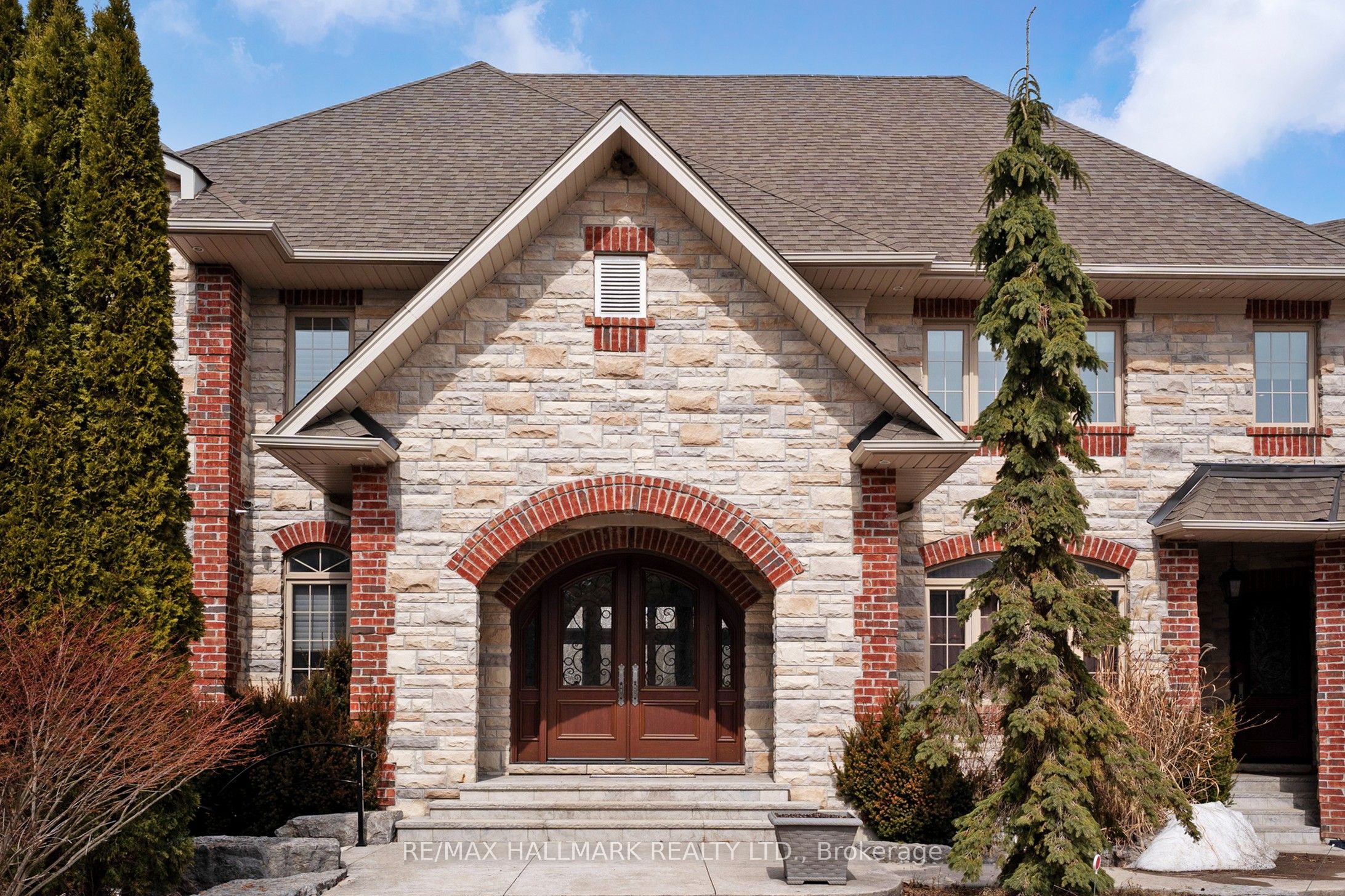 206 Churchill Avenue