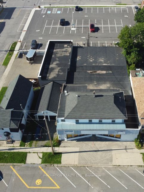 40 Main Street E