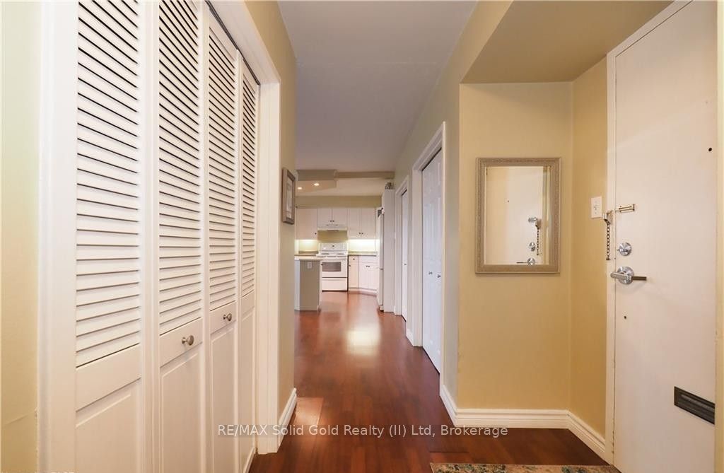 24 Midland Drive 105