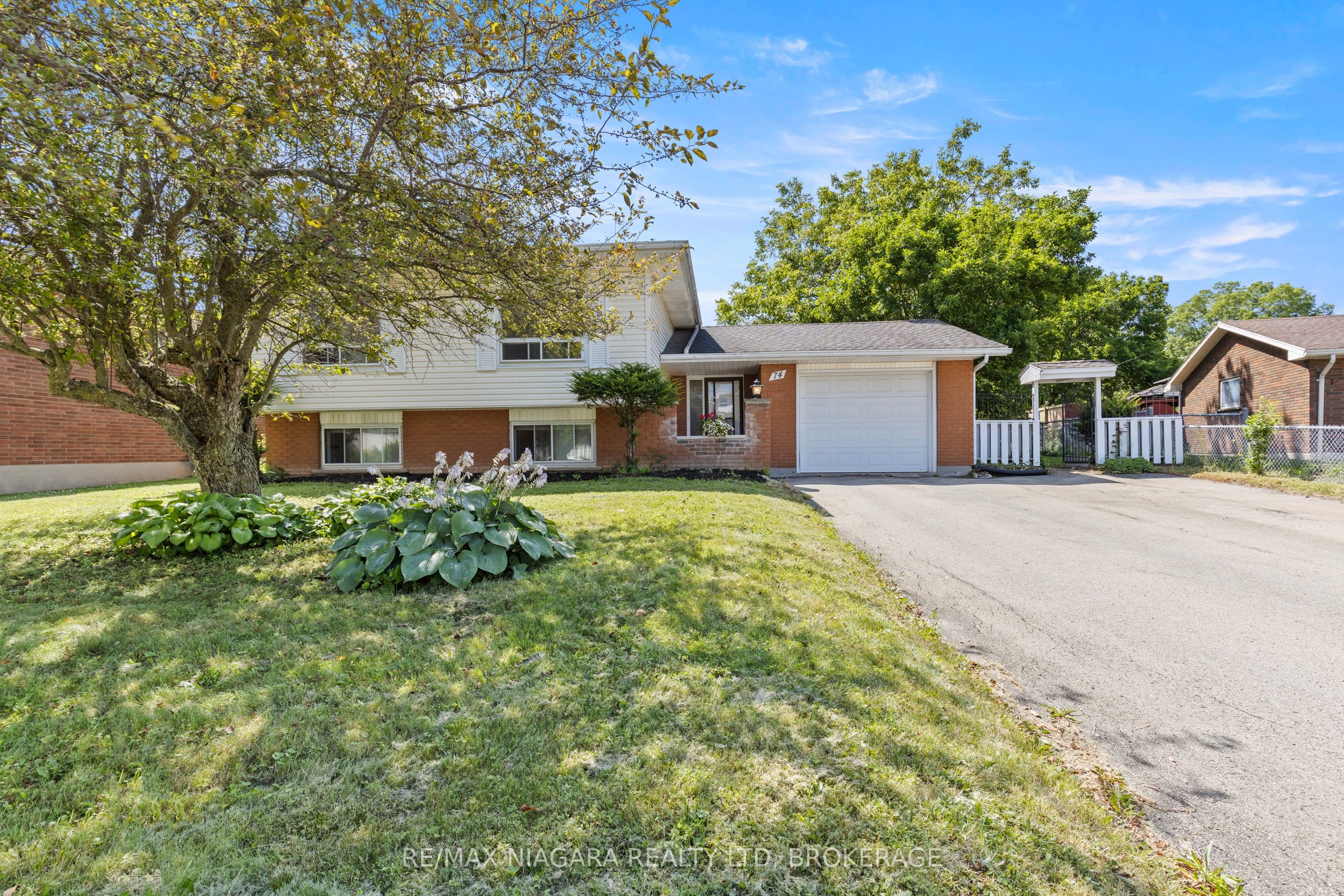 74 Westwood Crescent
