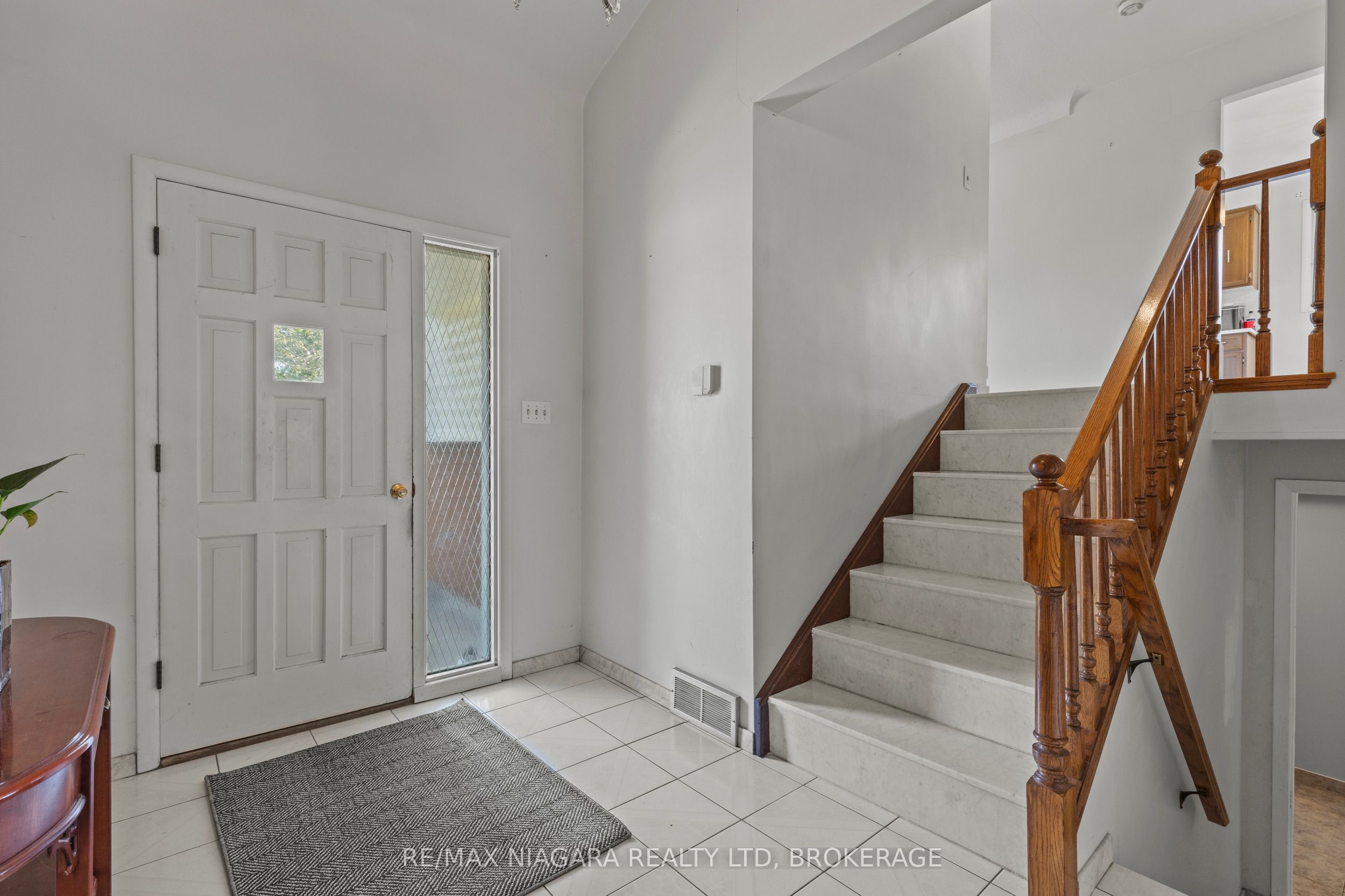 74 Westwood Crescent