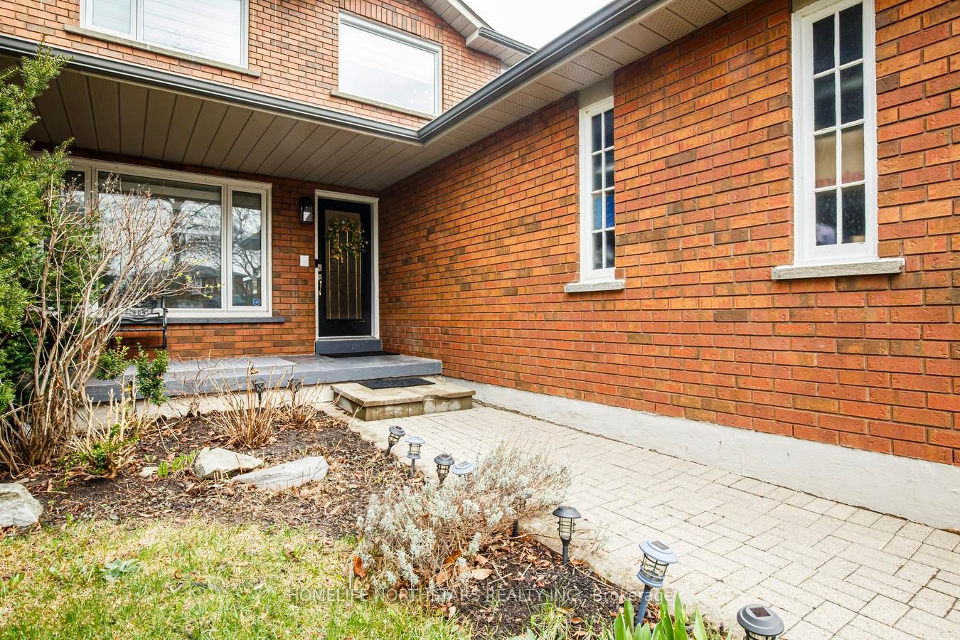 34 Nestor Crescent