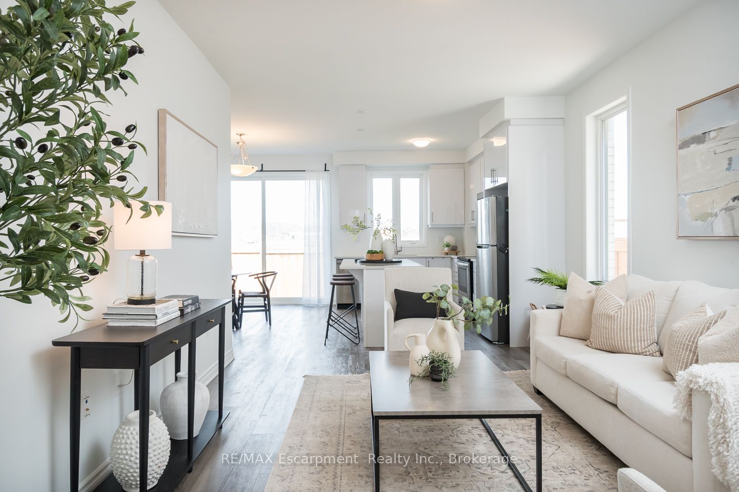 483 Gordon Krantz Avenue