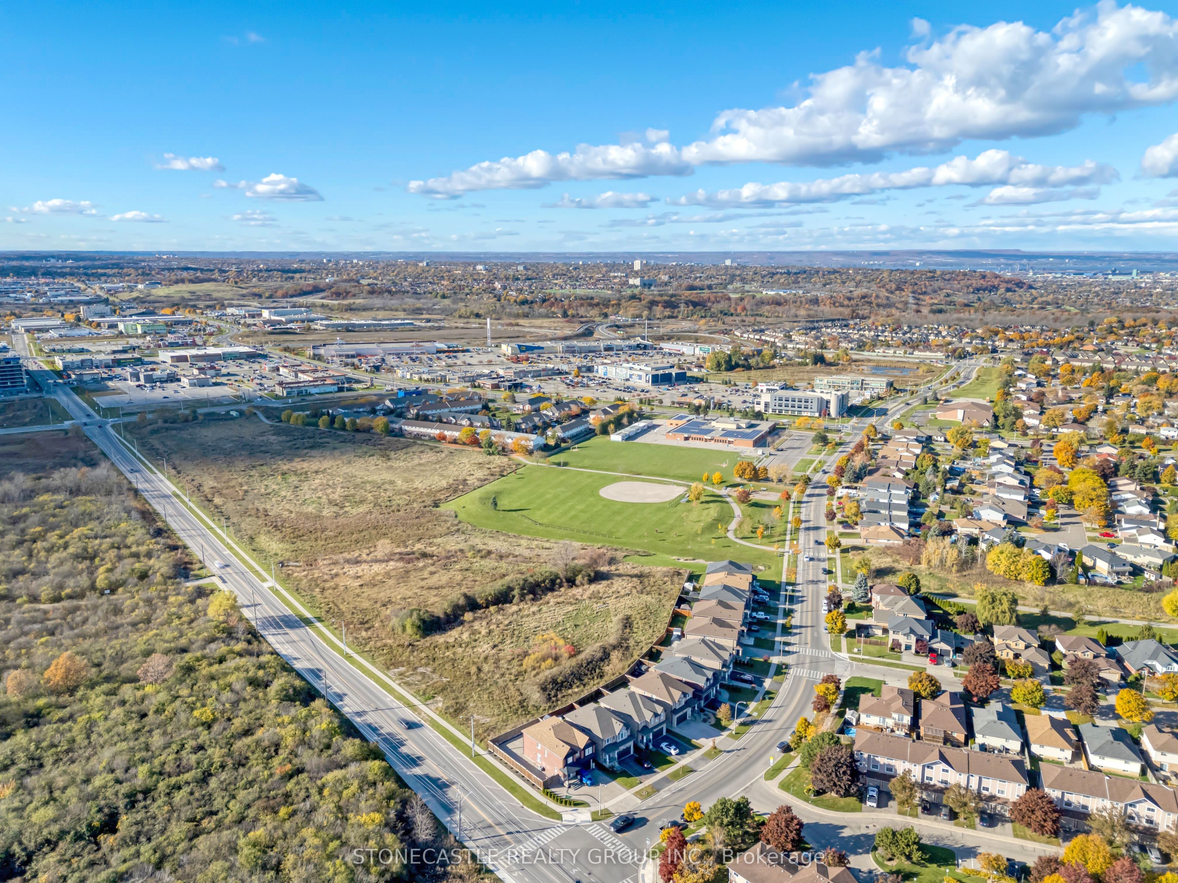 390 Highland Road W