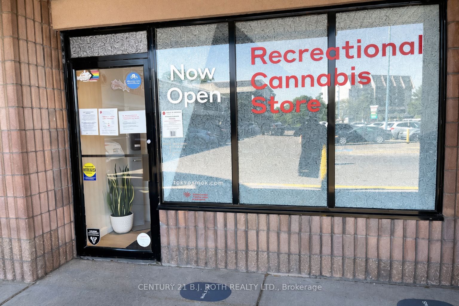 1240 Commissioners Road W