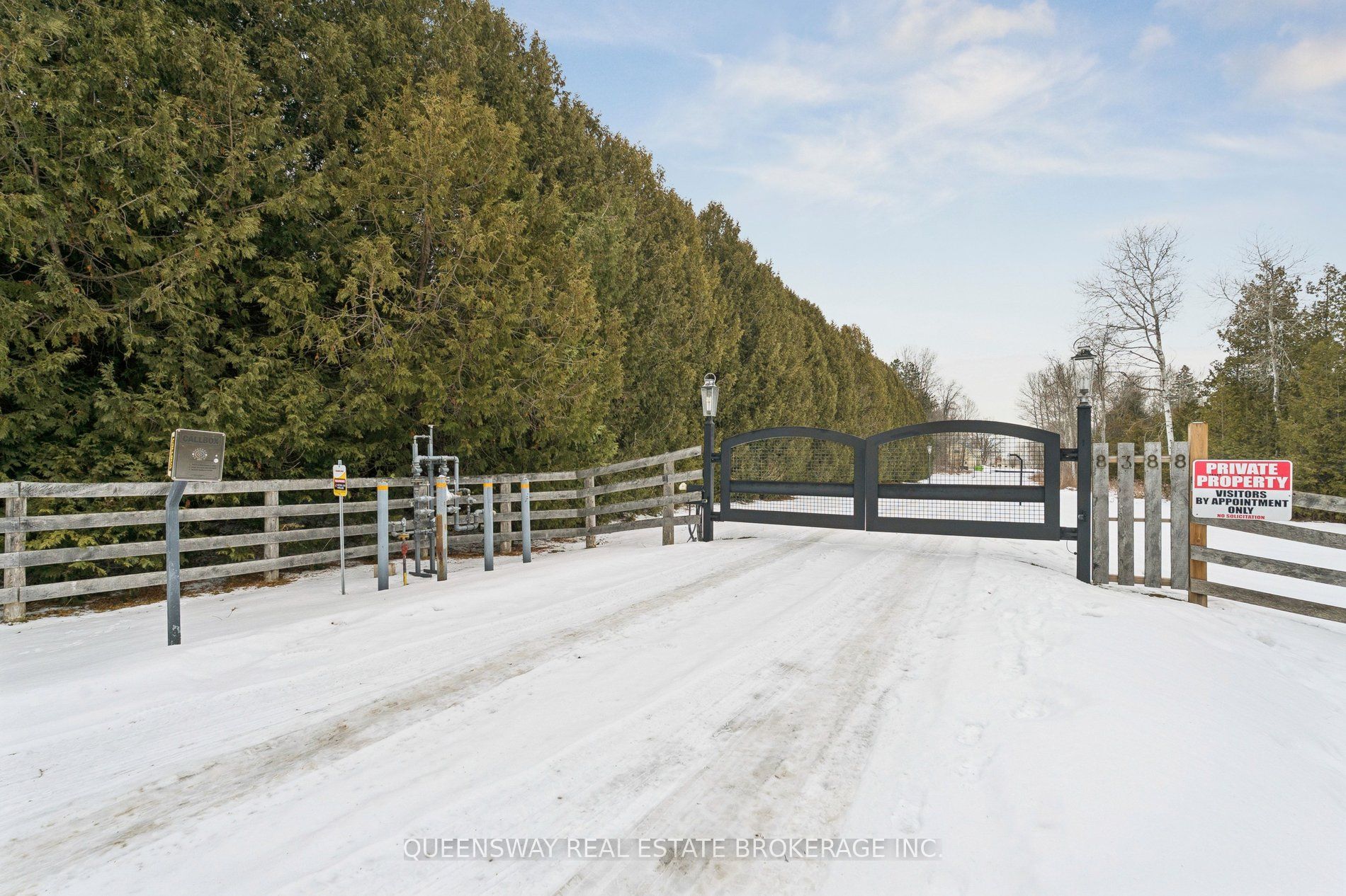 8388 Fifth Side Road