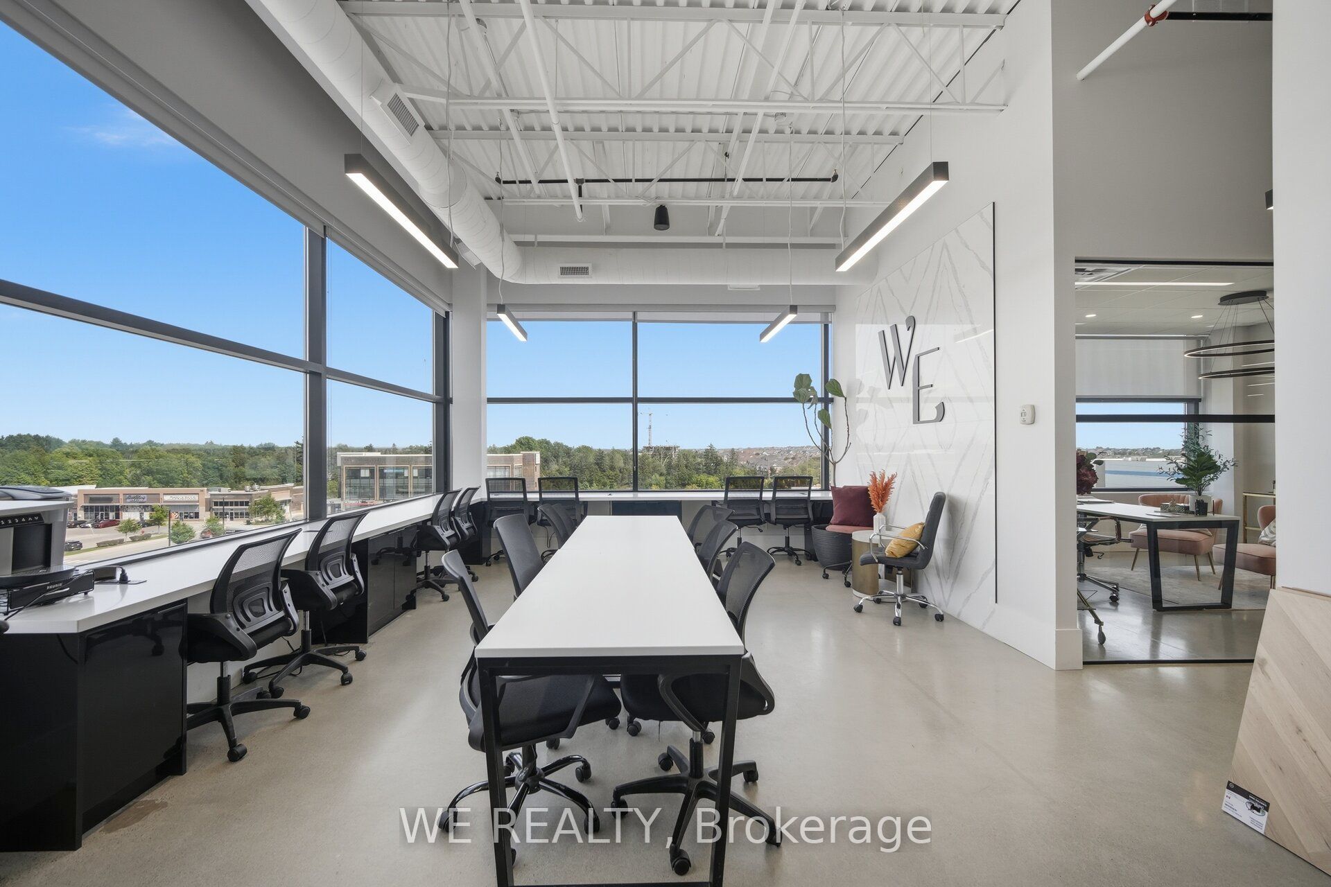 300 Rossland Road E 409