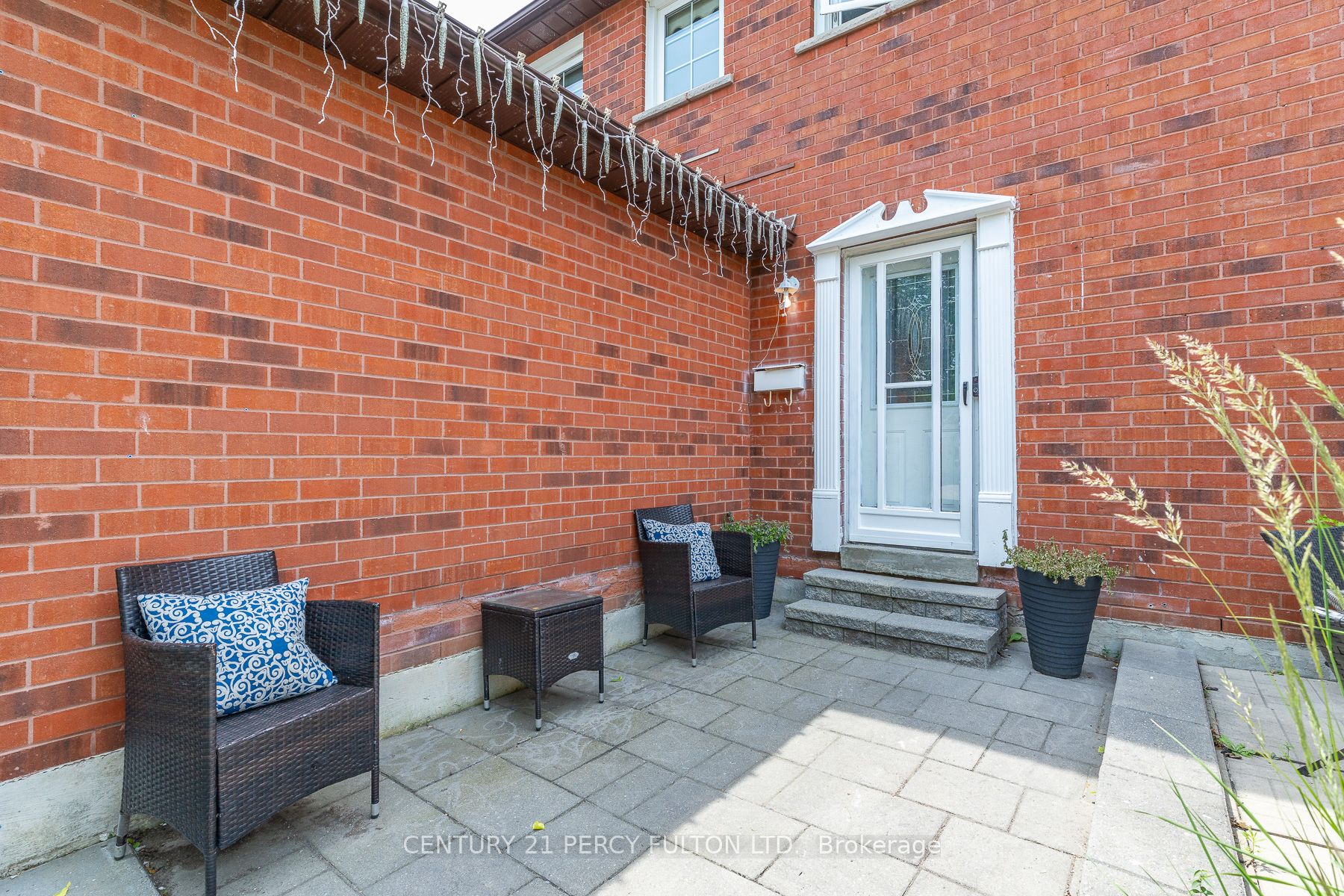 557 Cobblehill Drive