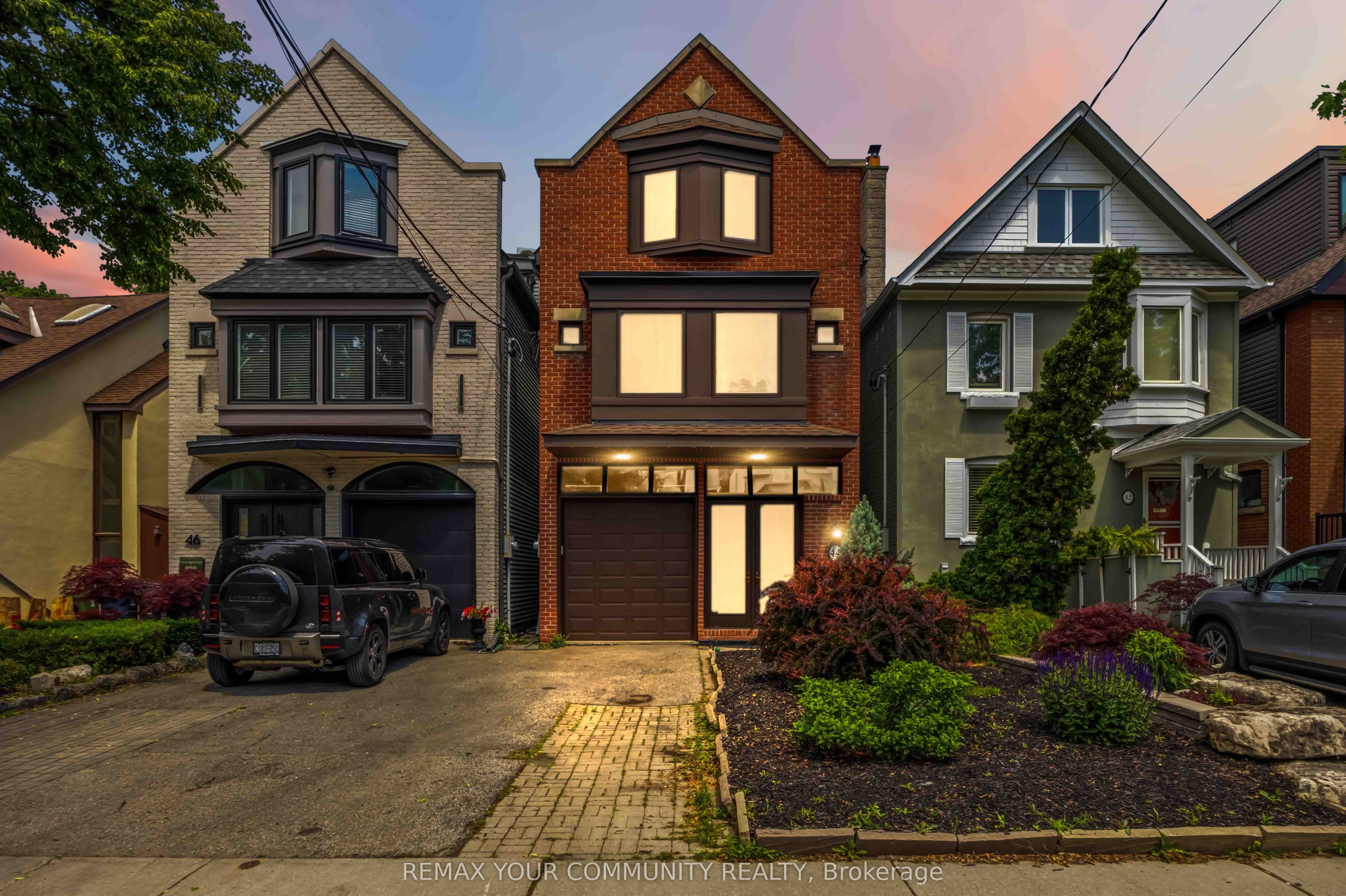 44 Castlefield Avenue
