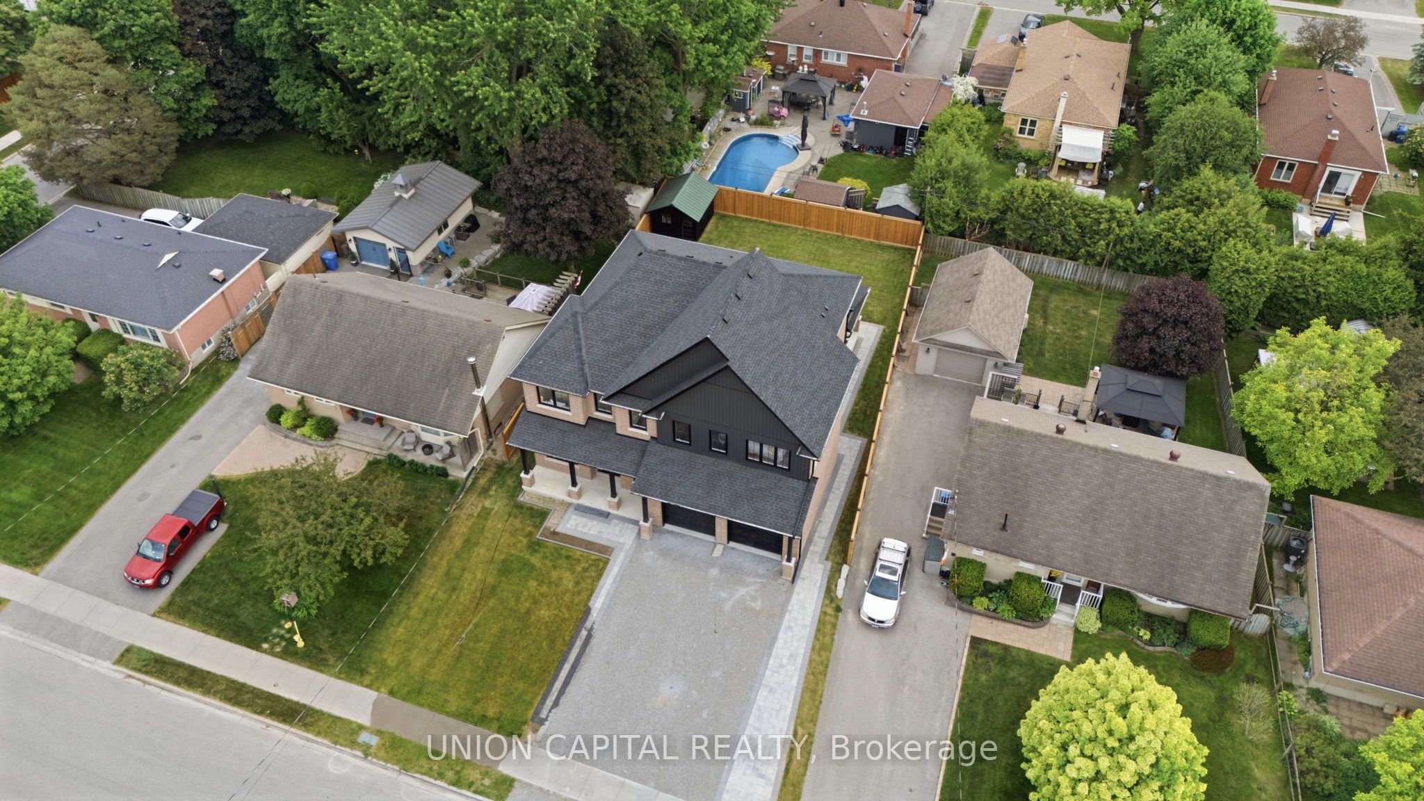 106 Hawthorn Avenue