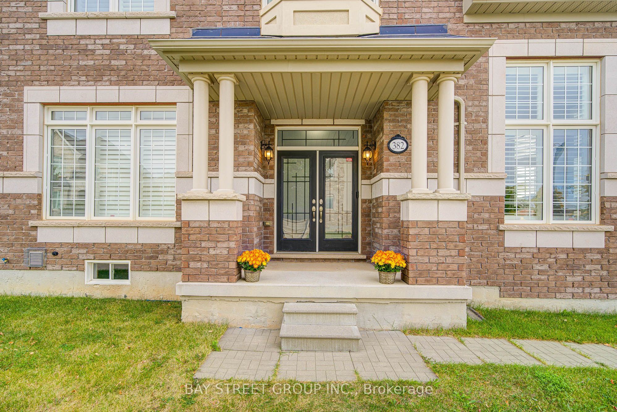 382 Begonia Gardens