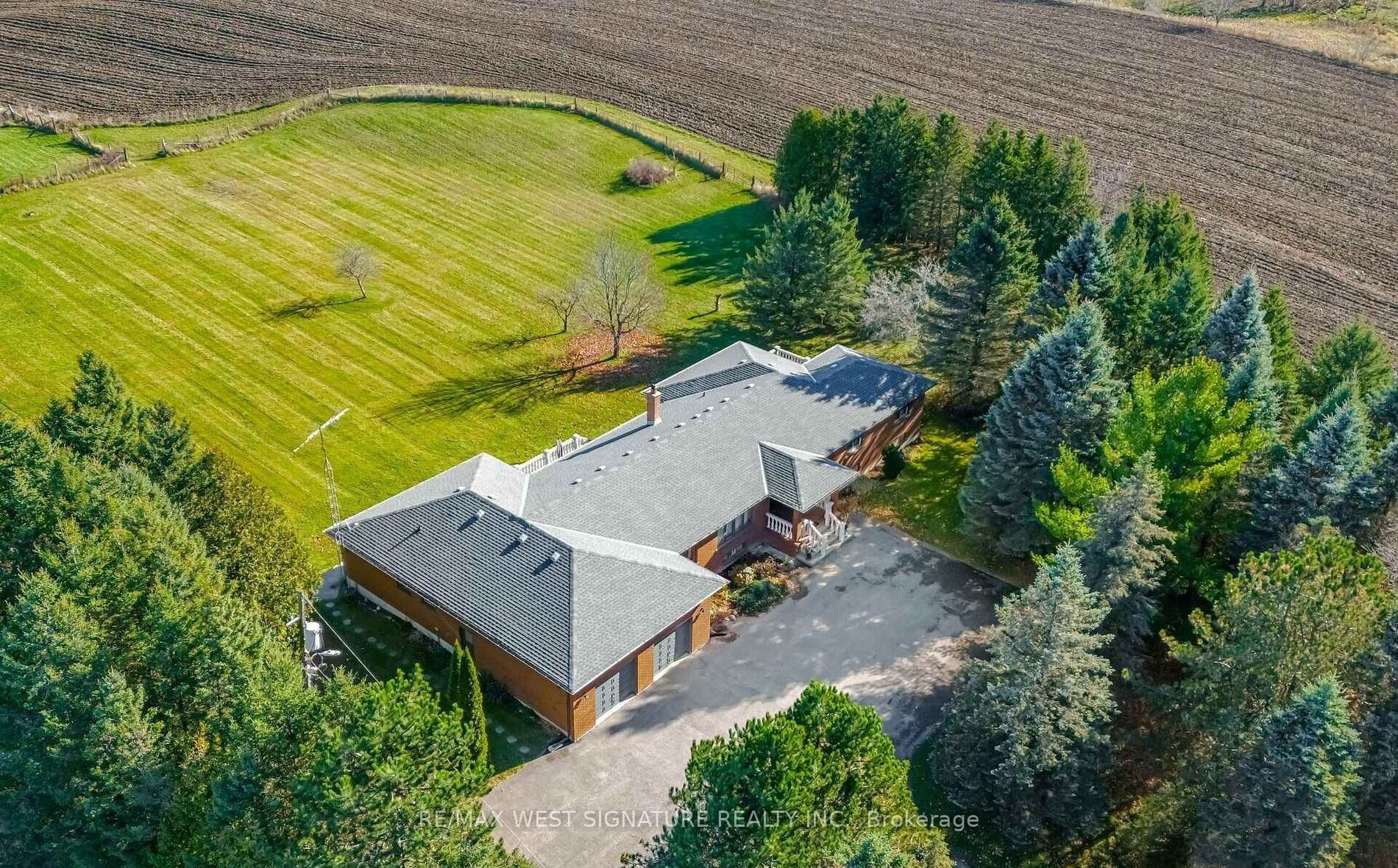 13485 8th Concession