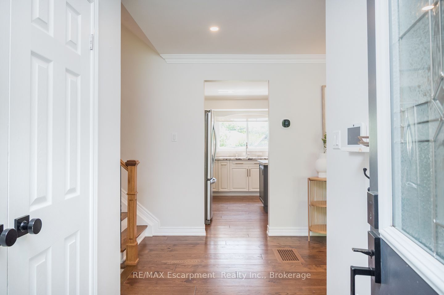 5410 Clive Crescent