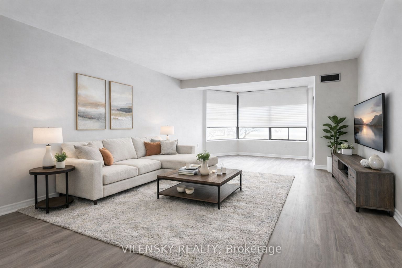7460 Bathurst Street 214