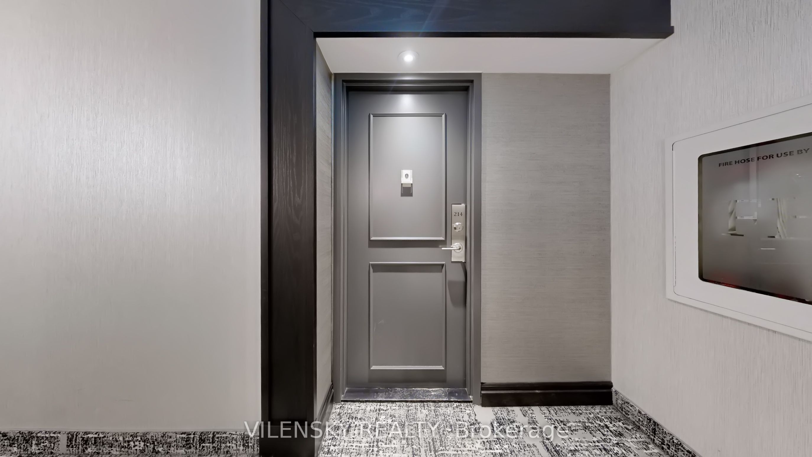 7460 Bathurst Street 214
