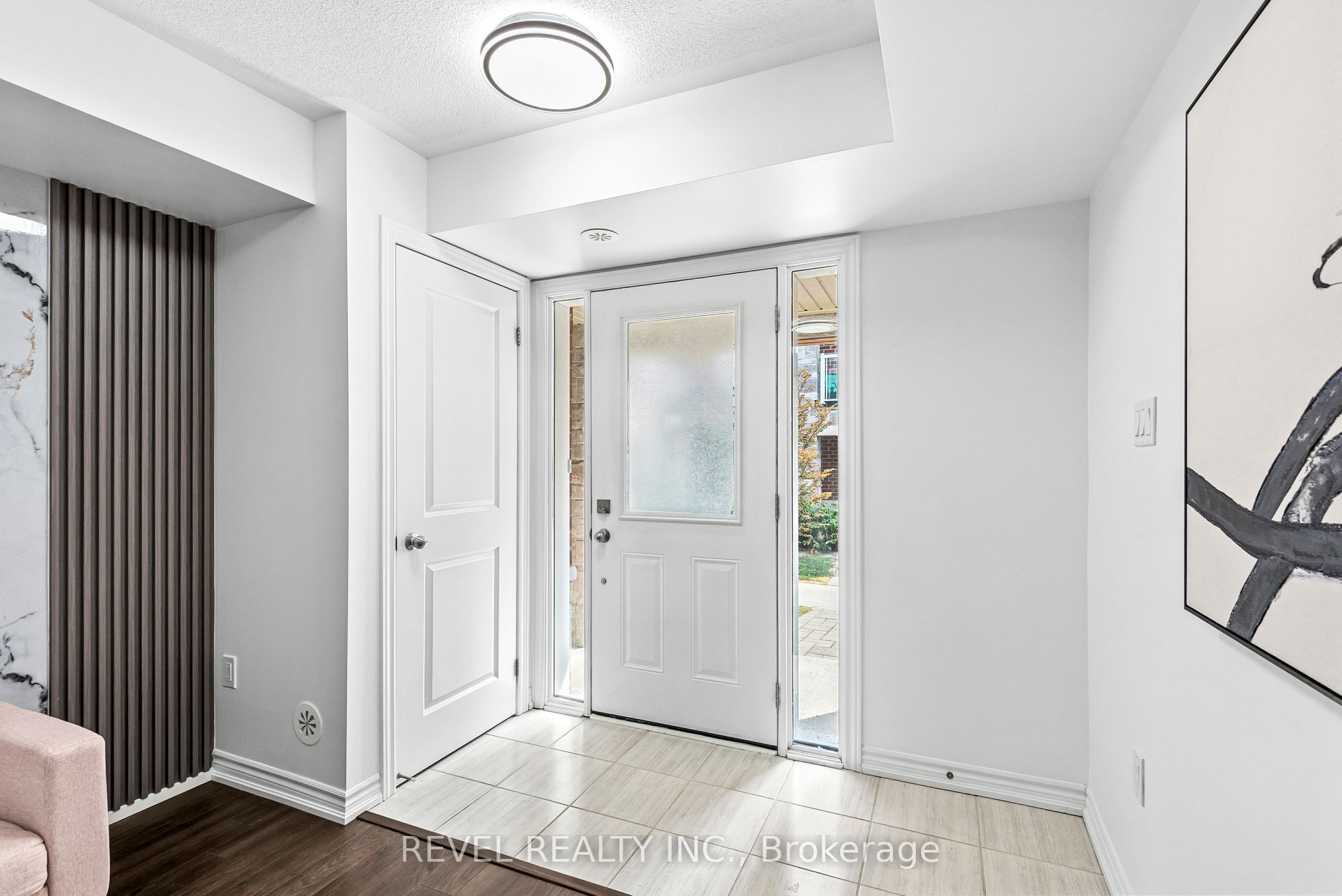 2621 Garrison Crossing