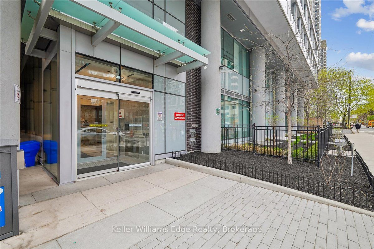 99 Broadway Avenue 208 NT