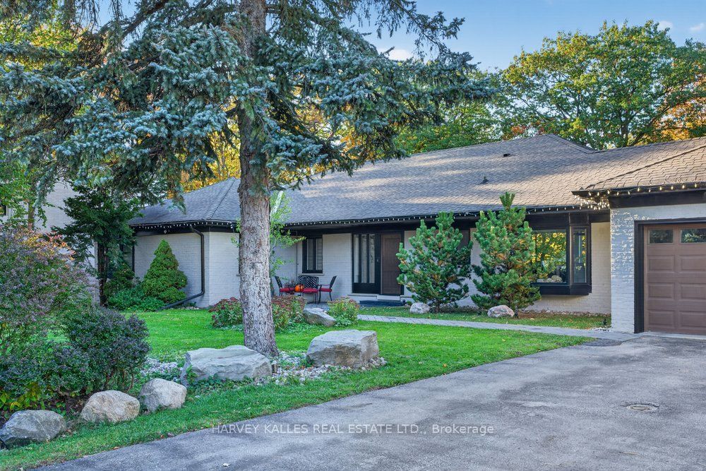 140 Sandringham Drive