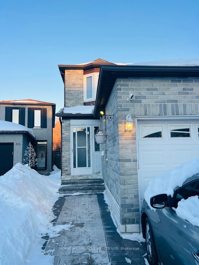 68 Maberley Crescent