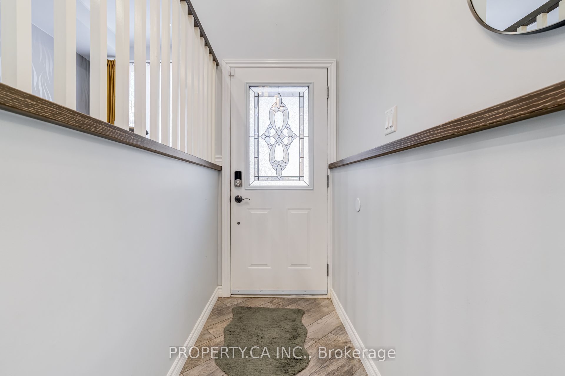 1050 Bristol Road W 45