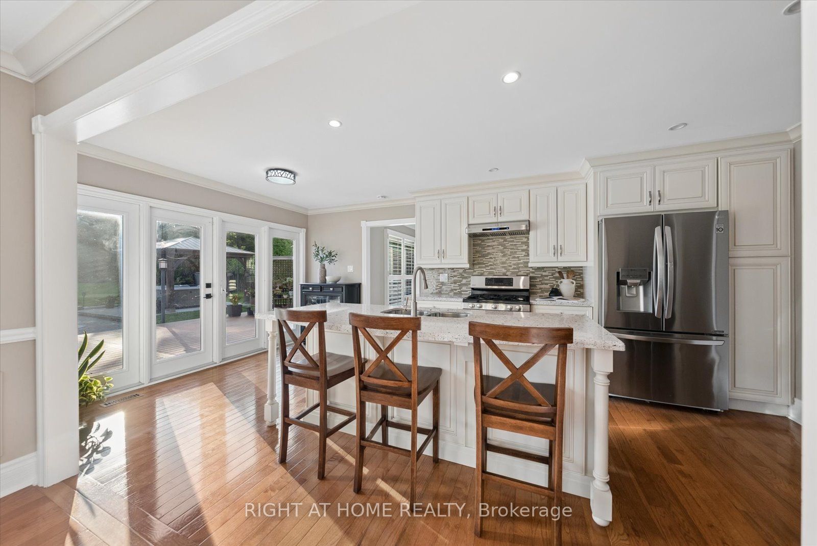 33 Wellington Heights Court