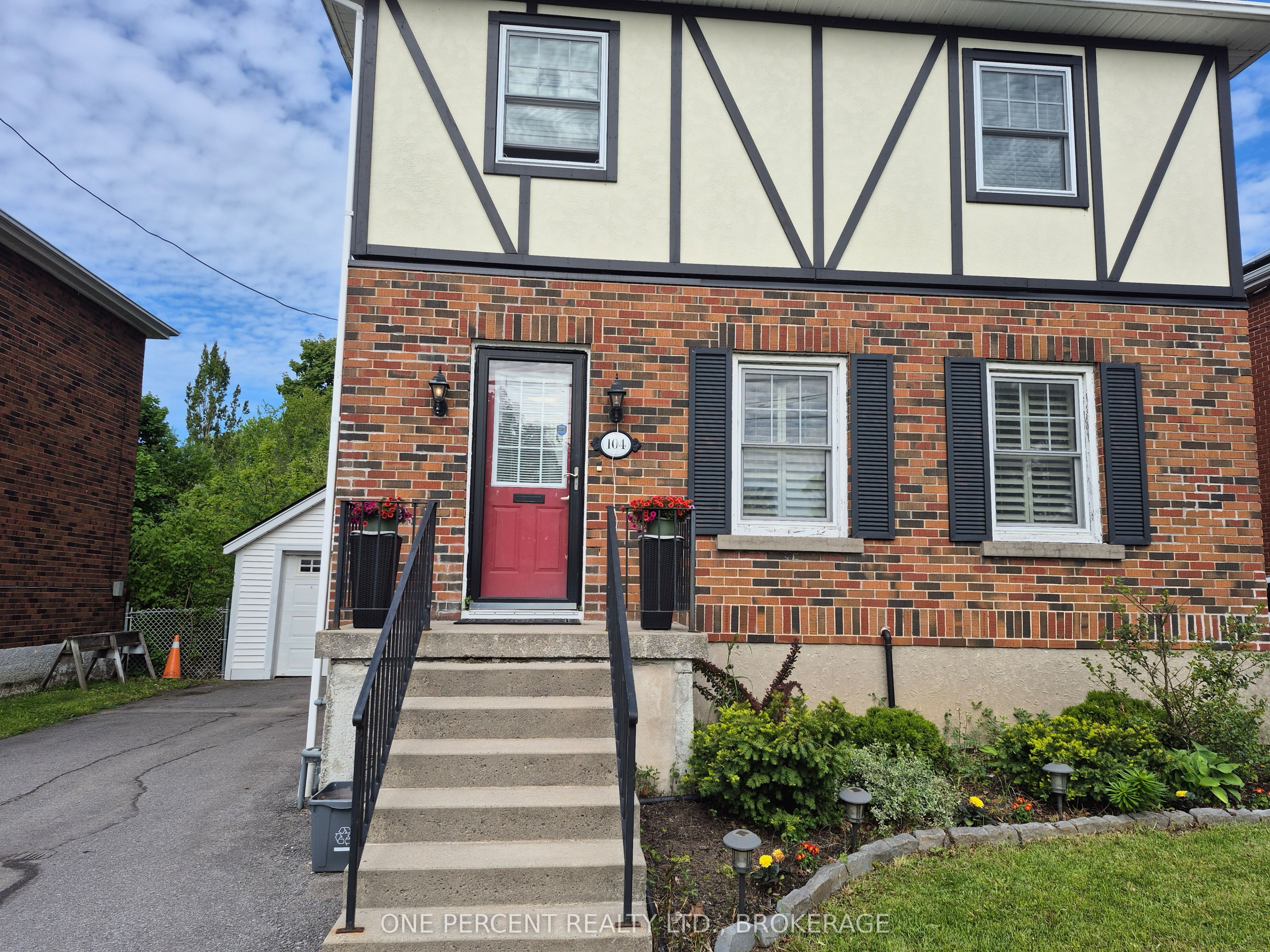 104 Ellerbeck Street