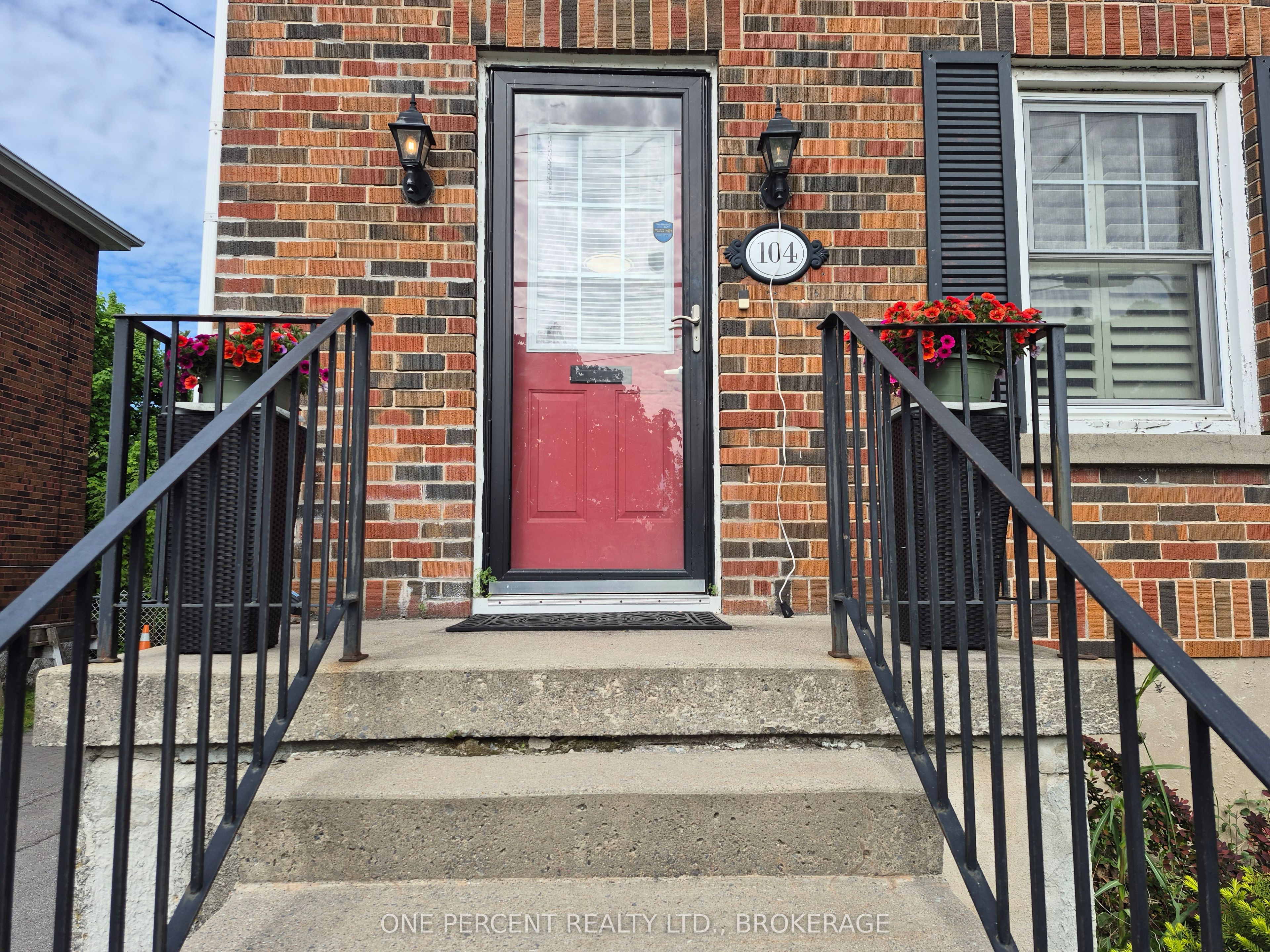 104 Ellerbeck Street