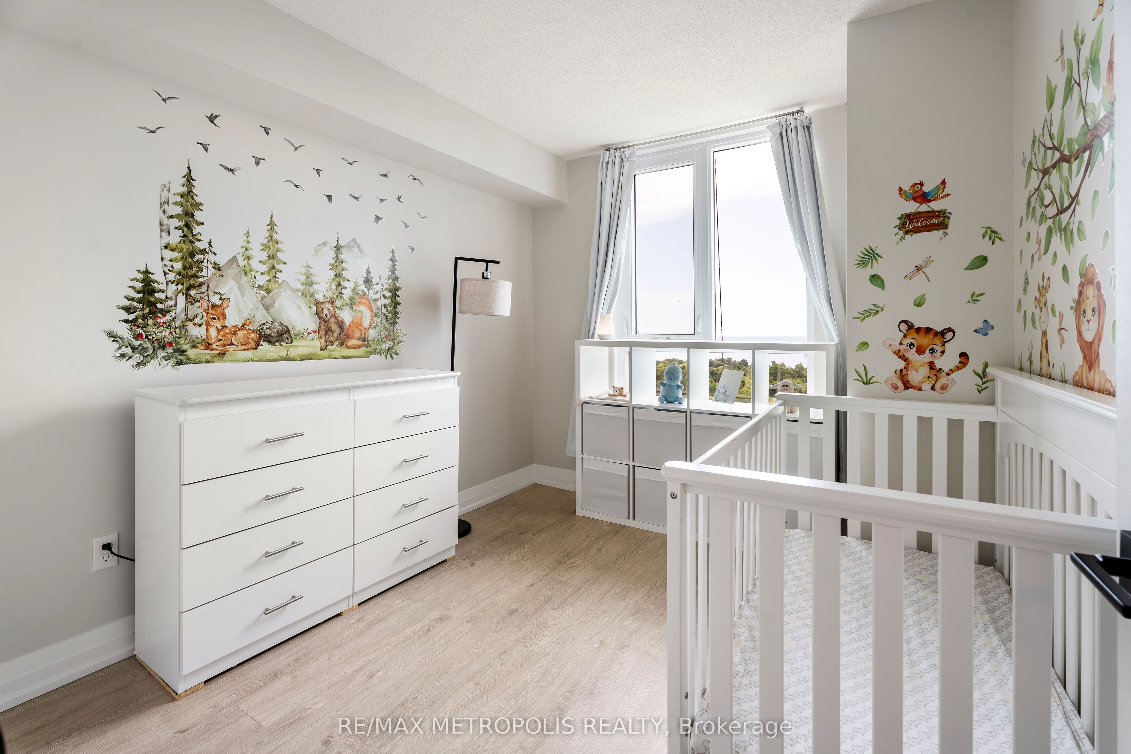 3233 Eglinton Avenue E 1707