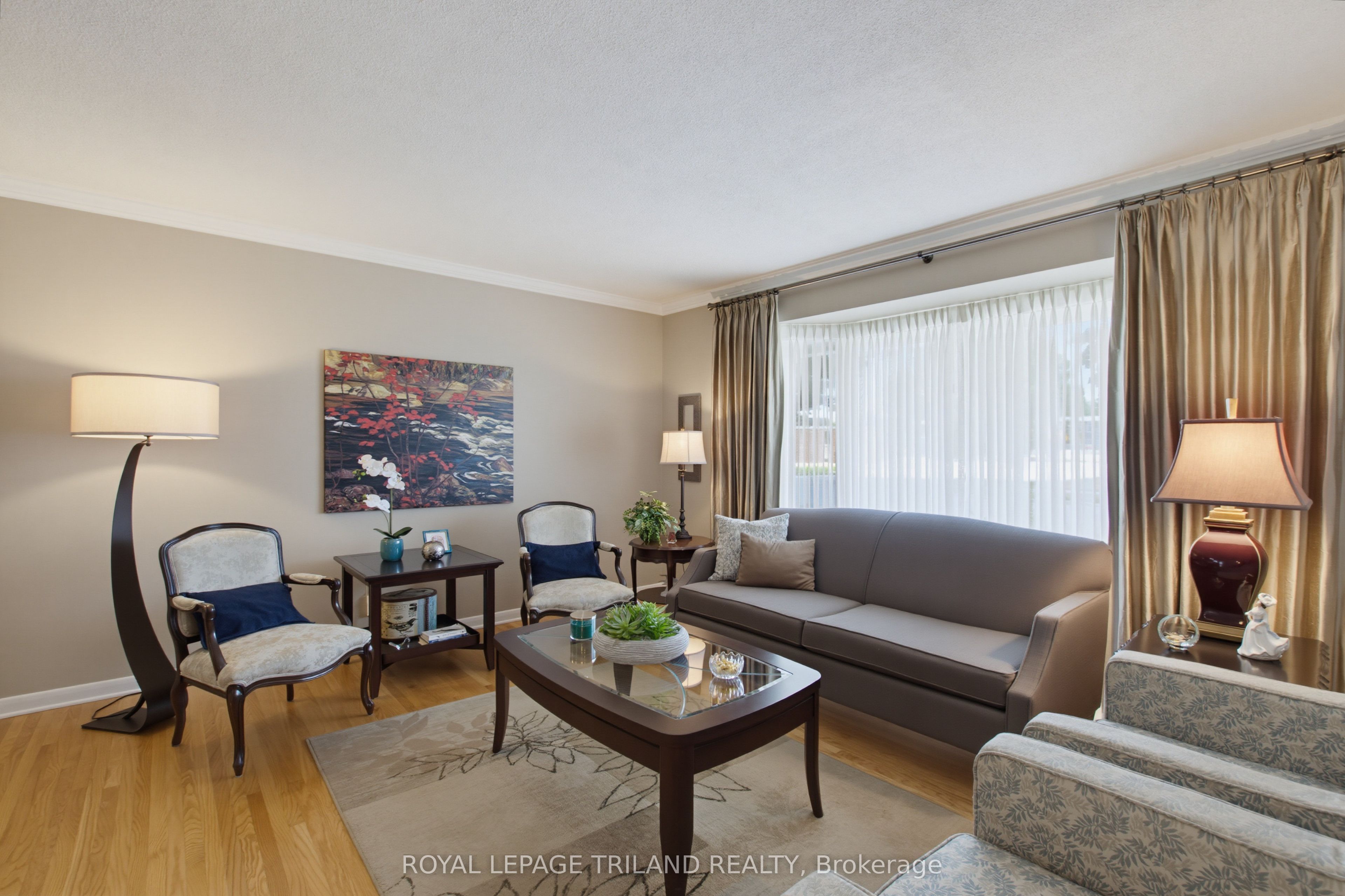 1463 Glenora Drive