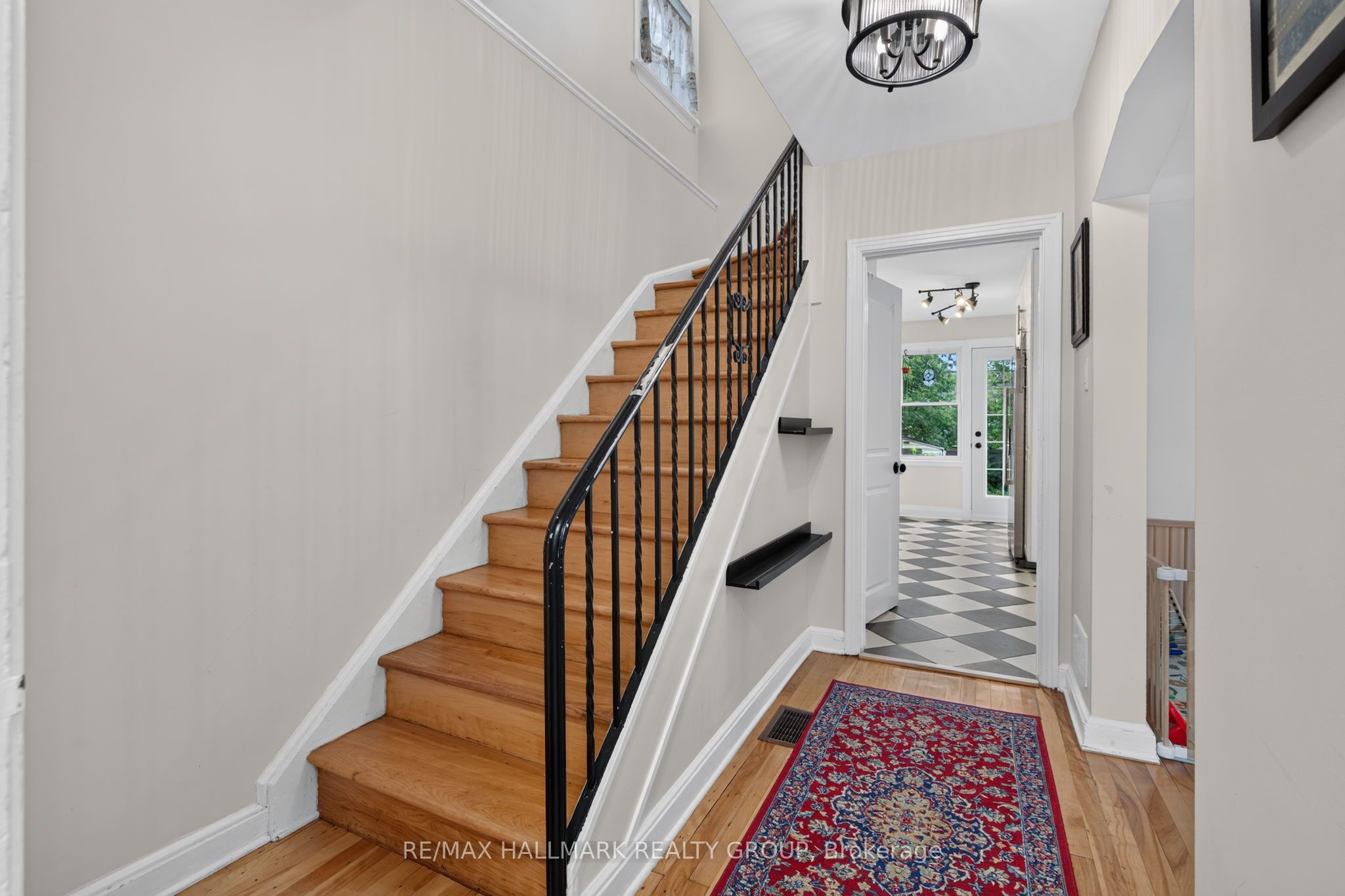 2110 Blossom Drive