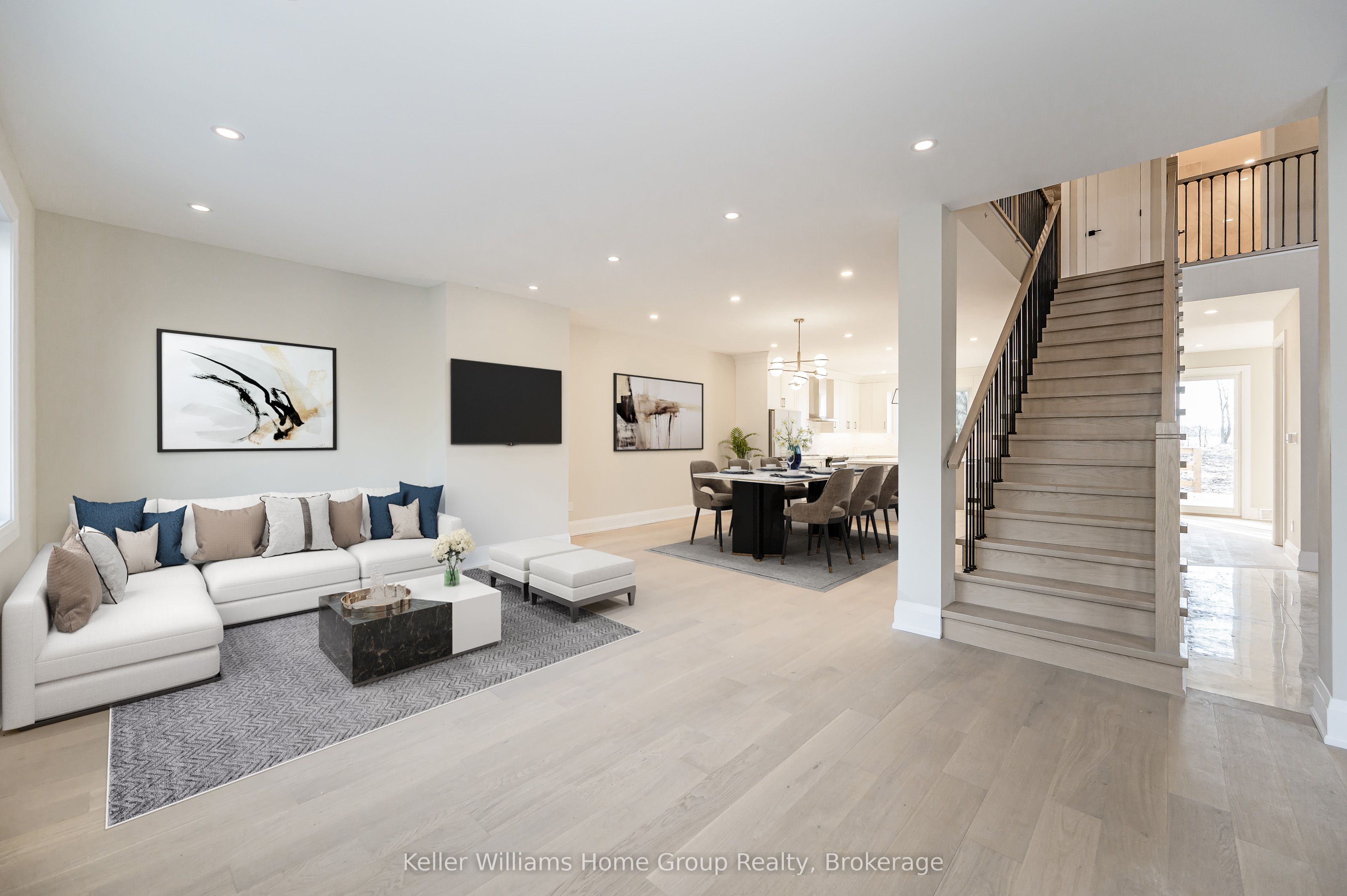 1105 Main Street E