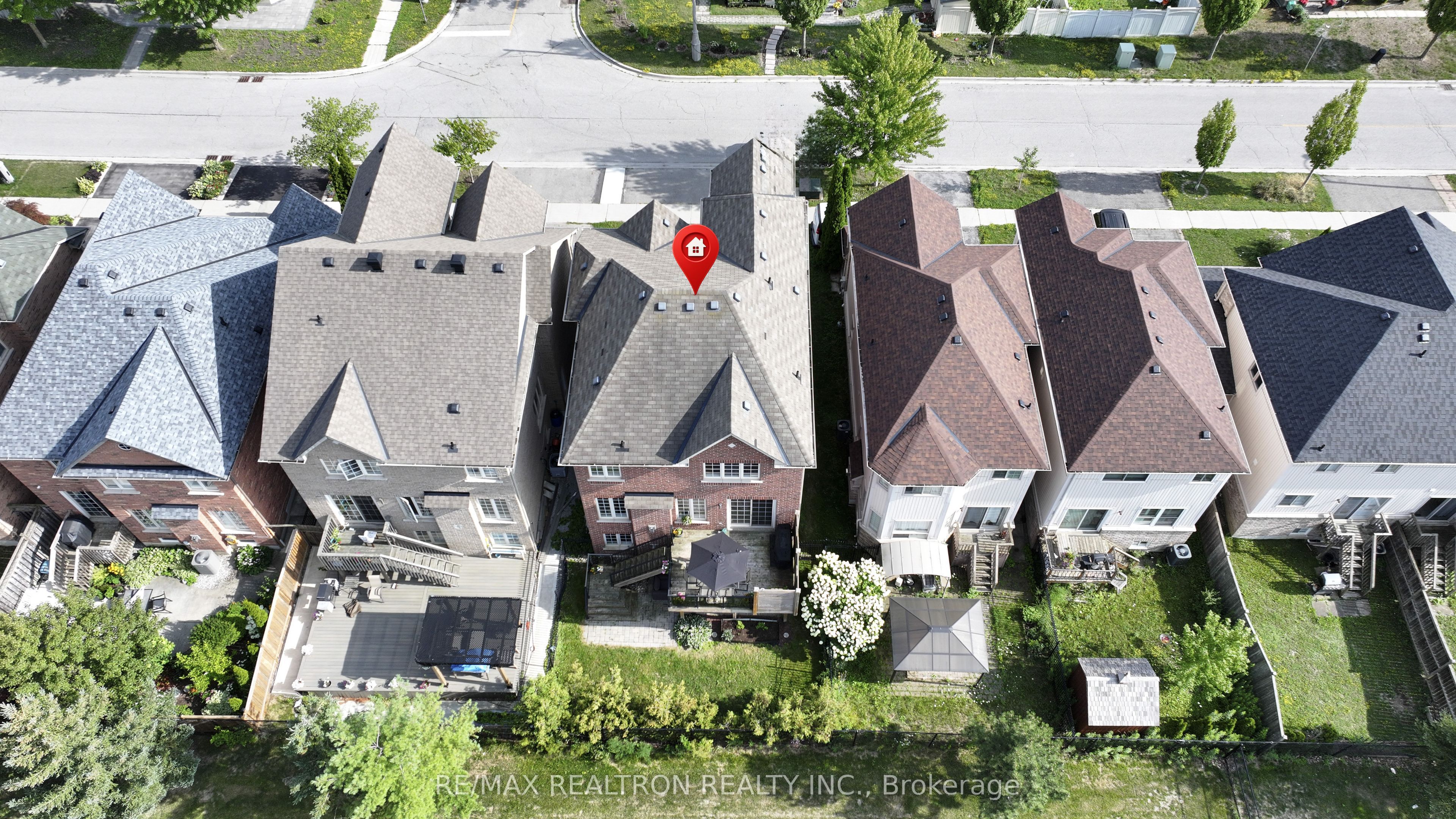 12 Cozens Drive