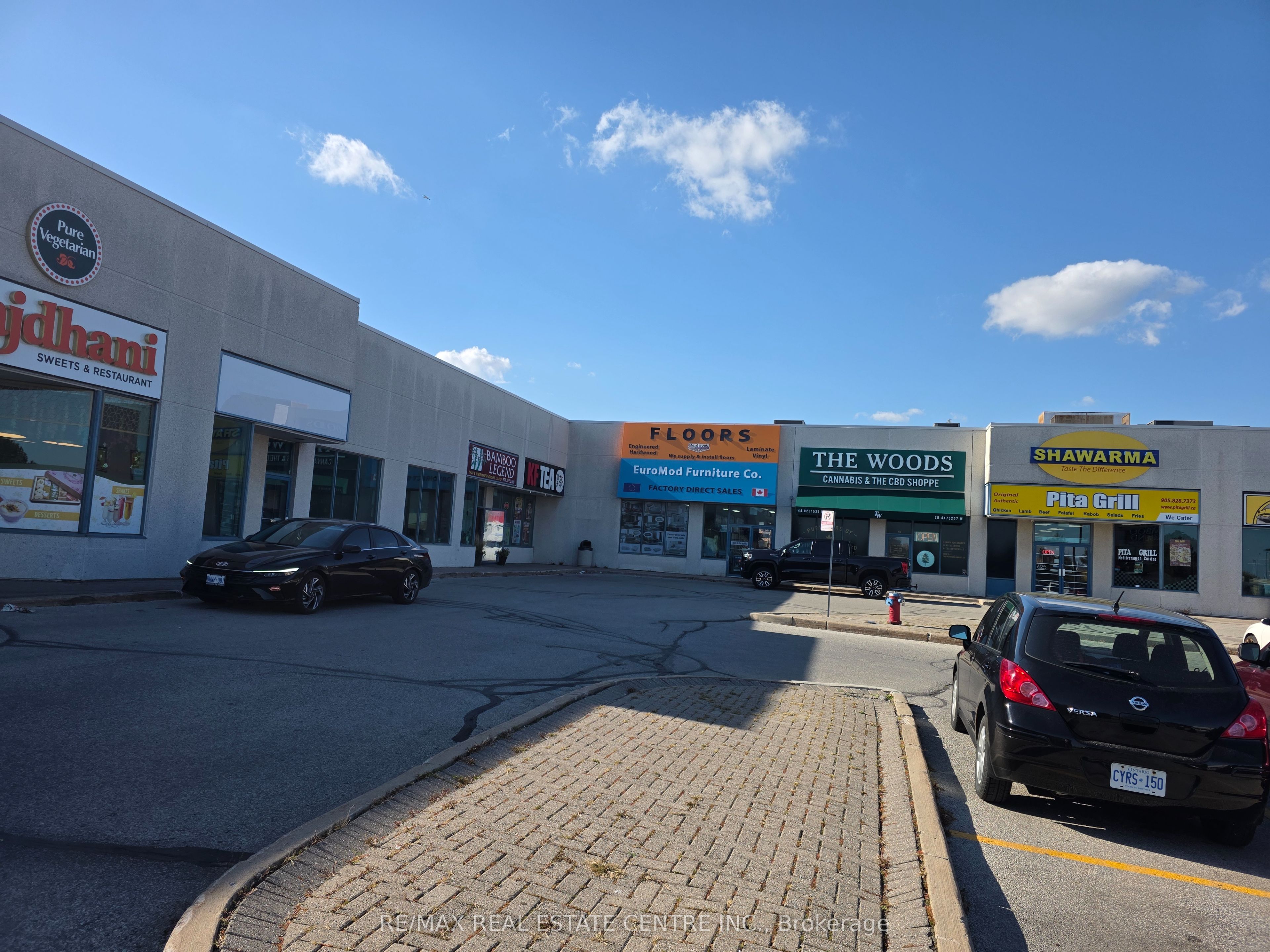 3145 Dundas Street W 10A