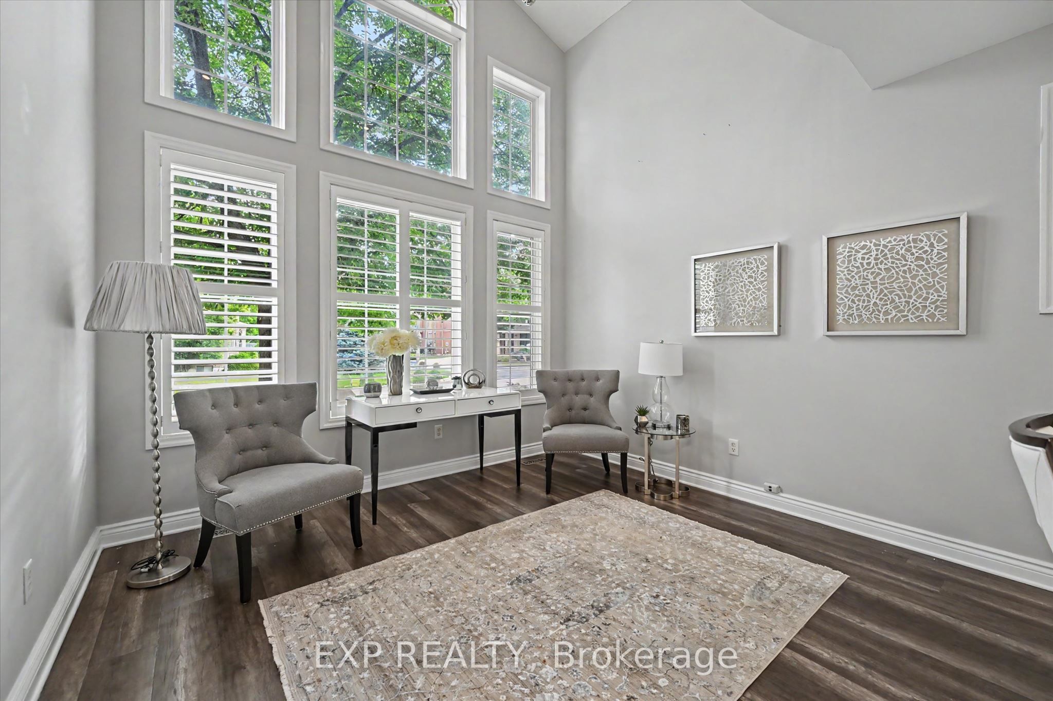 2376 Oakhaven Drive