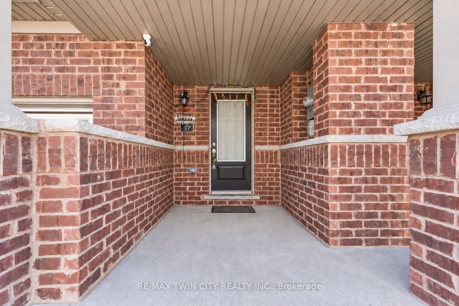 755 Linden Dr Unit 37 Drive