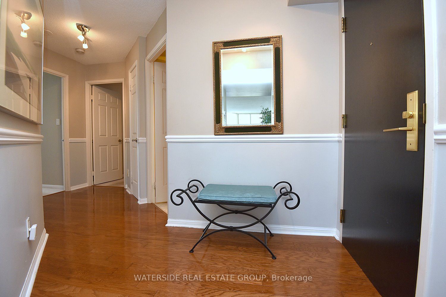 55 Kingsbridge Garden Circle 2210