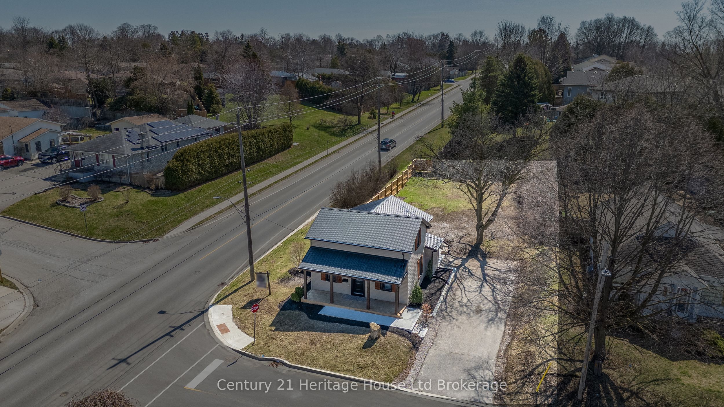 180 Cherry Street W