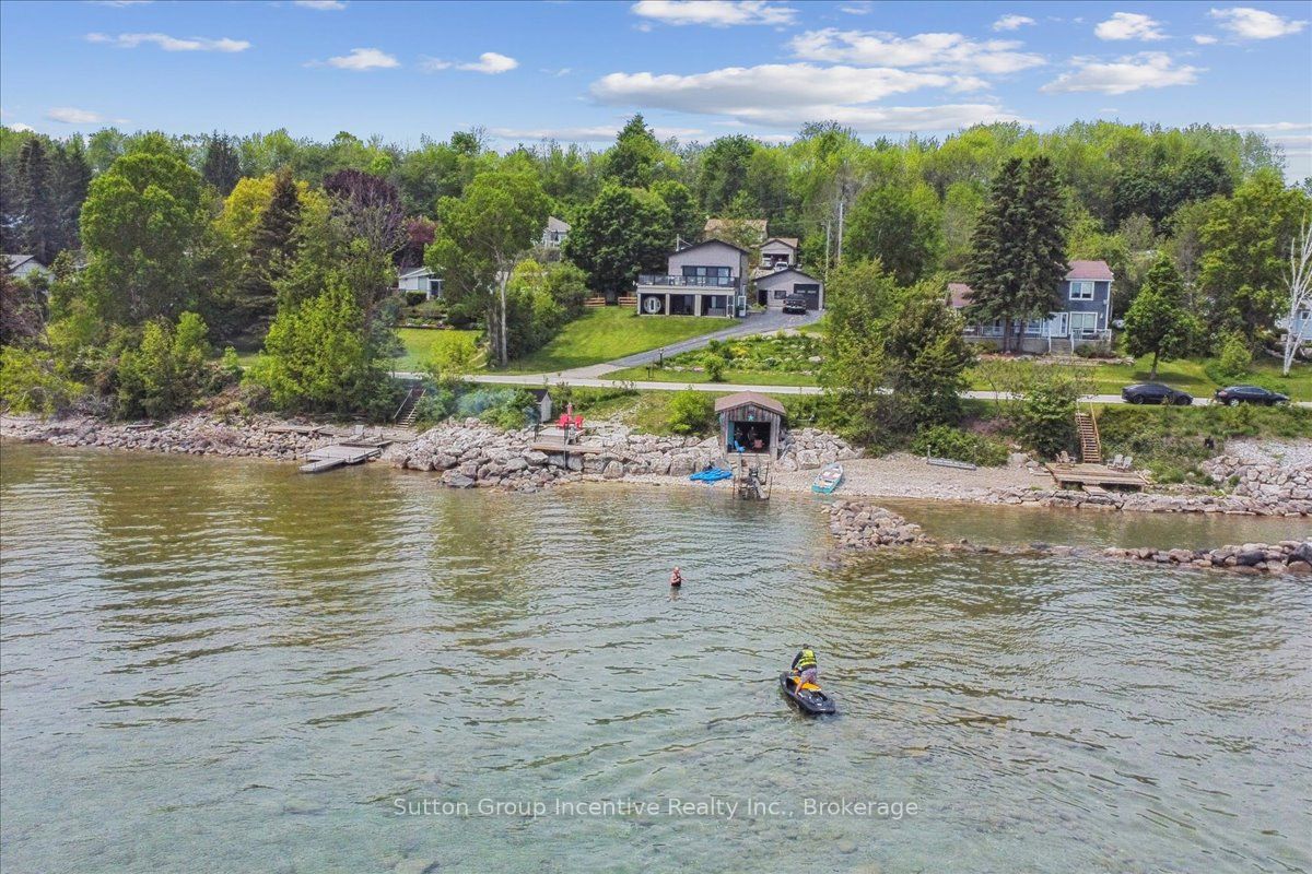 339520 PRESQU'ILE Road