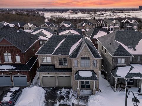 1966 GRANDVIEW ST N Street Oshawa ON L1K 2C2