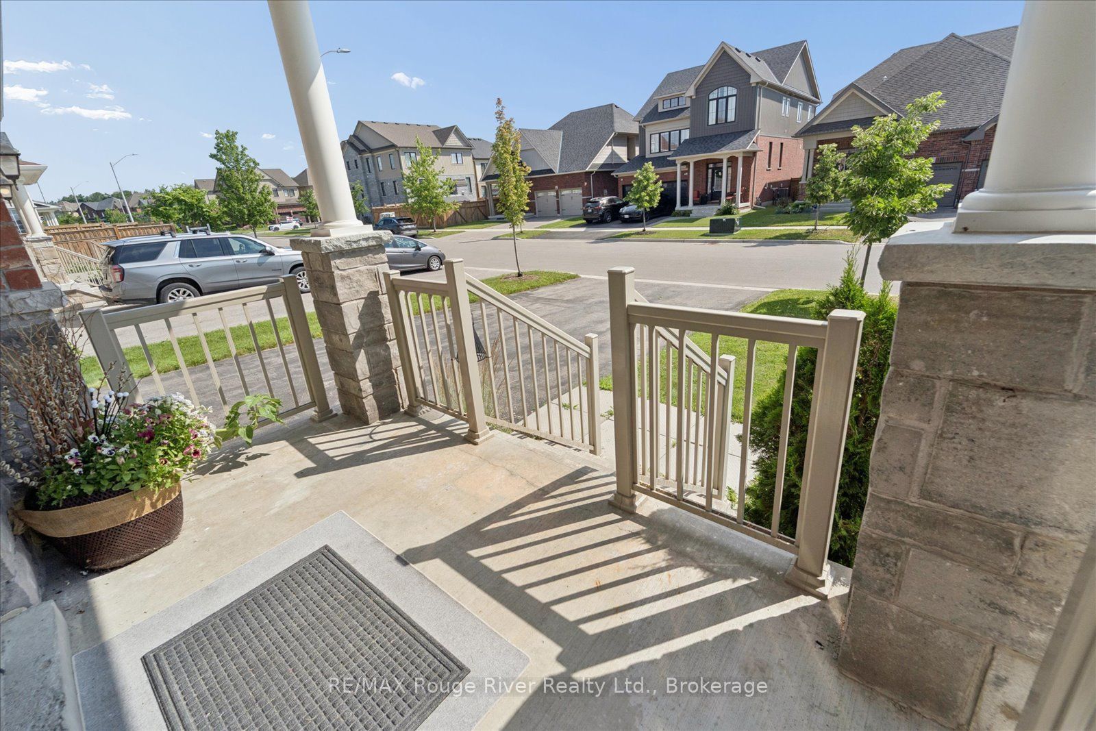 12 Bill Hutchinson Crescent