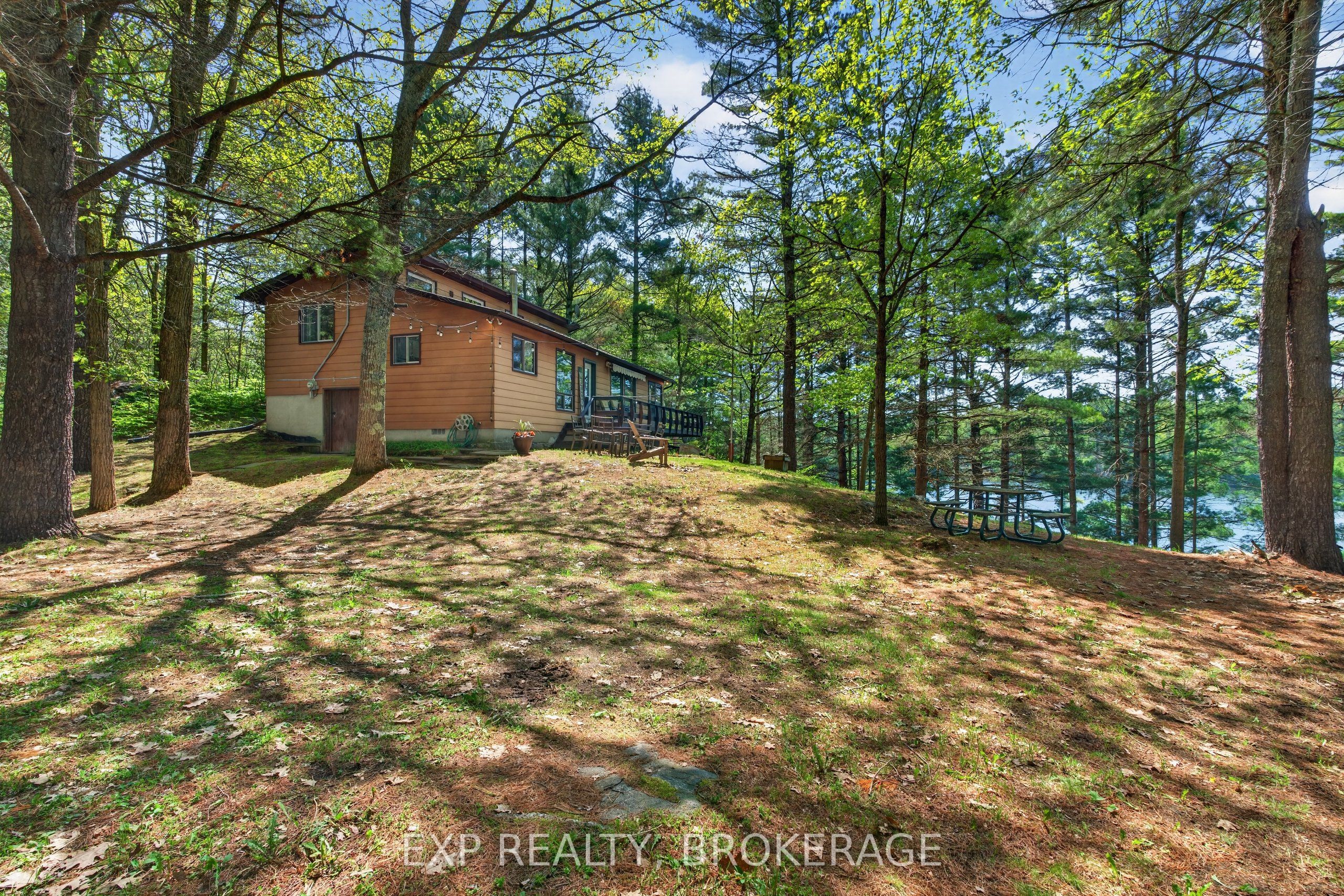 1126 Richmond Lane