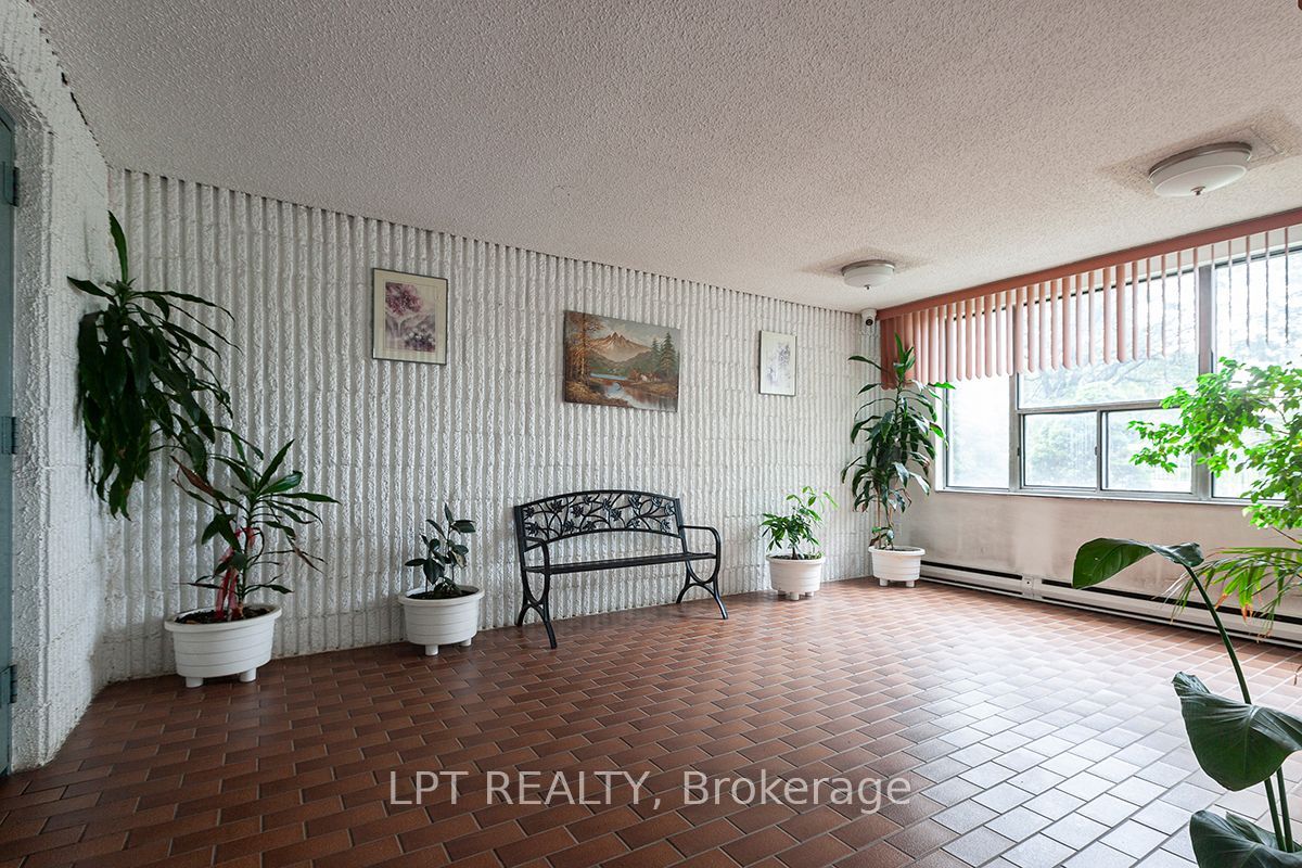 315 Dixon Road 504