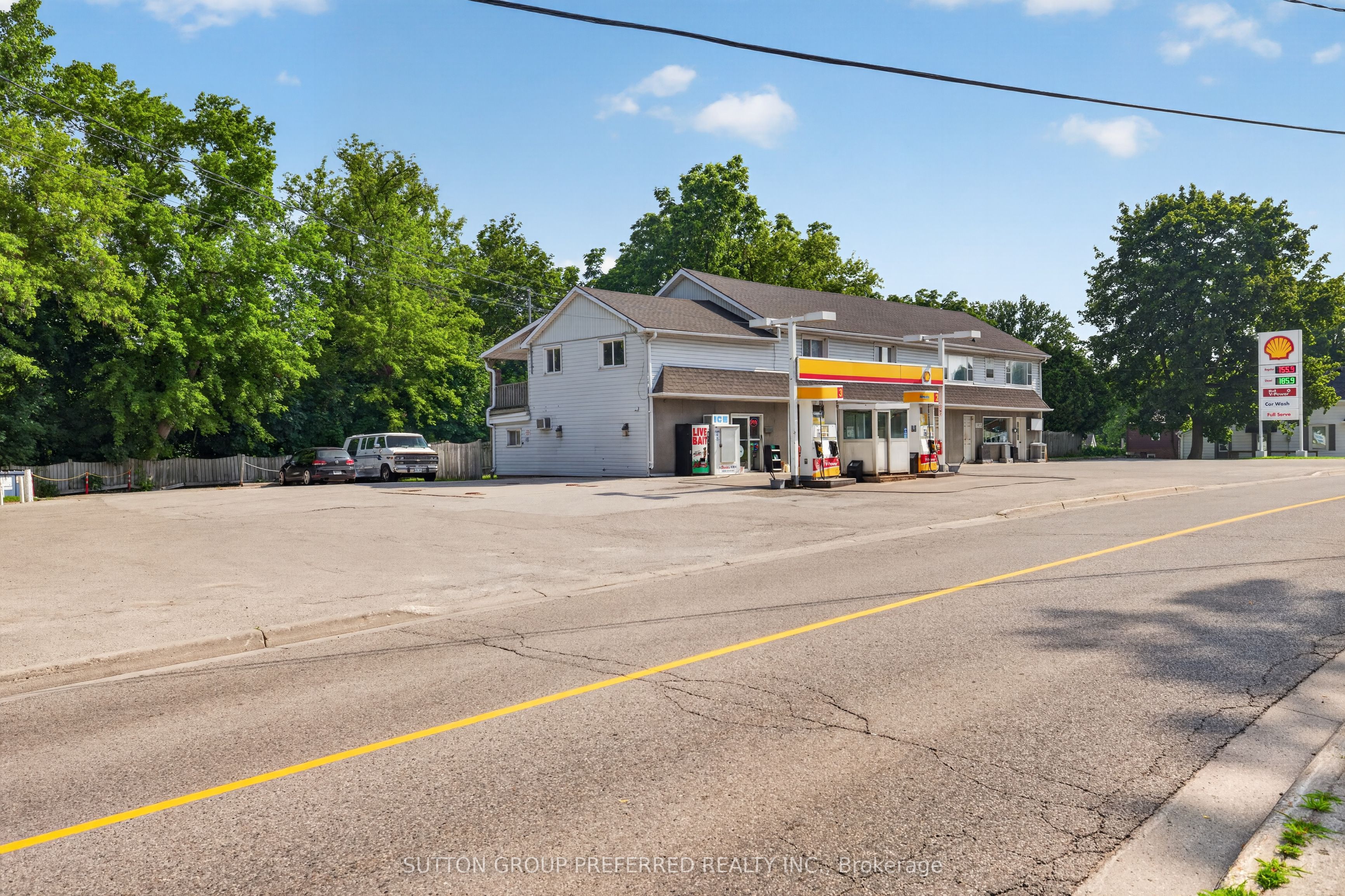 3922 Hamilton Road E